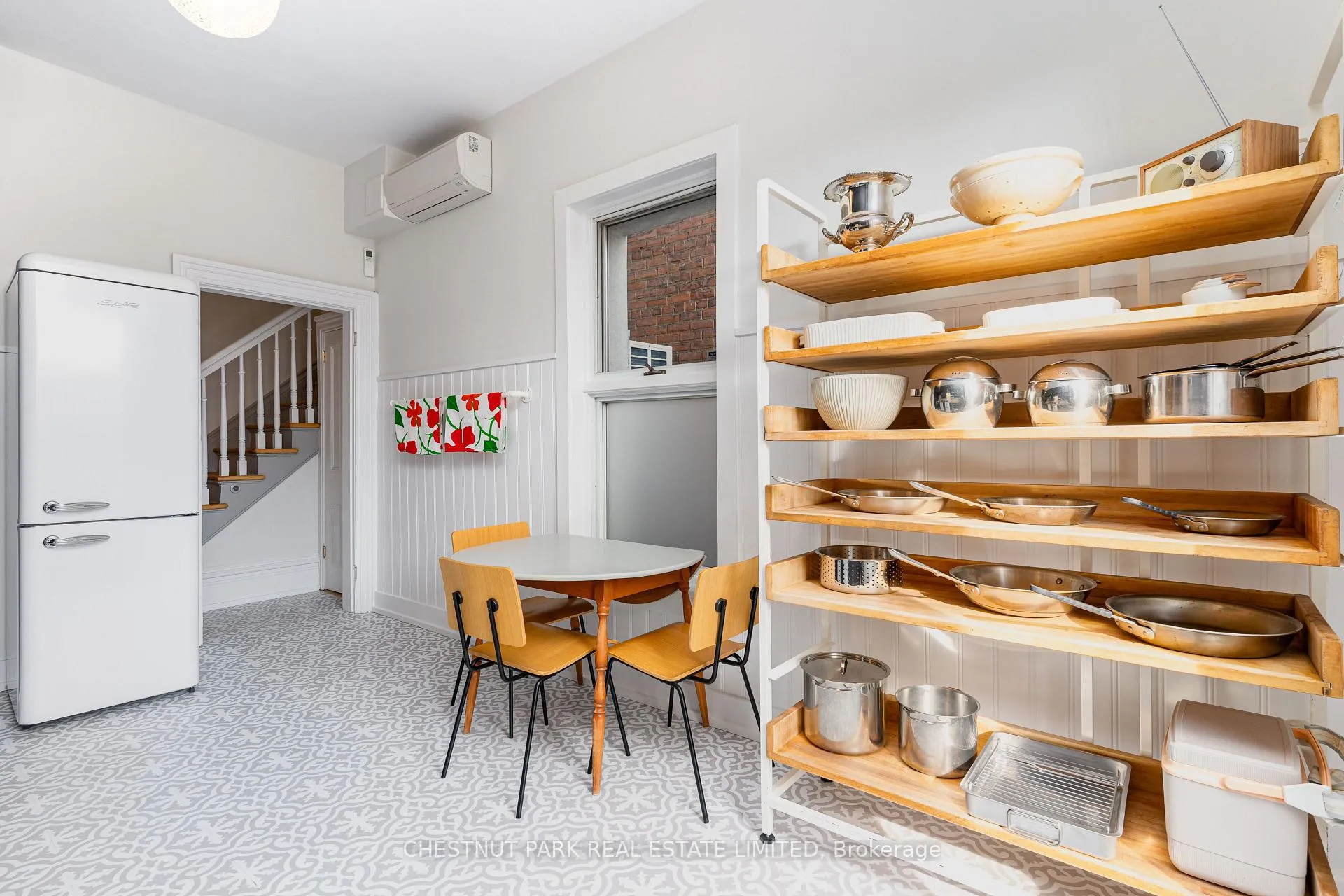 Photo 15 of Unit #B, 787 Queen Street, Toronto, Niagara — HOMEH