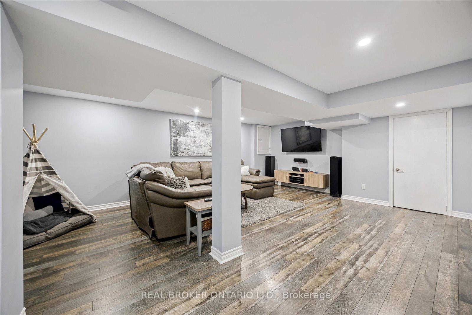 Photo 41 of 128 Robert Adams Drive, Clarington, Courtice — HOMEH