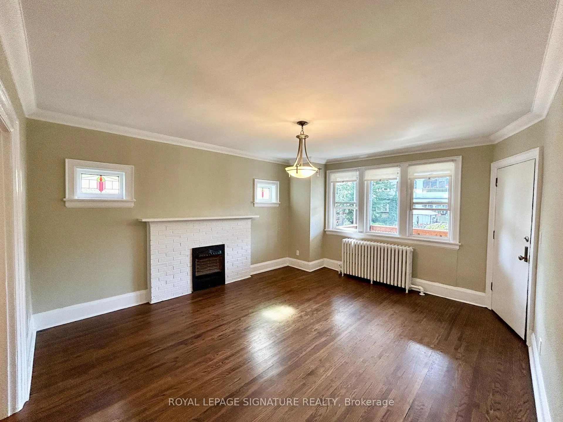 Photo 1 of Unit Main, 39 Scarboro Beach Boulevard, Toronto, The Beaches — HOMEH