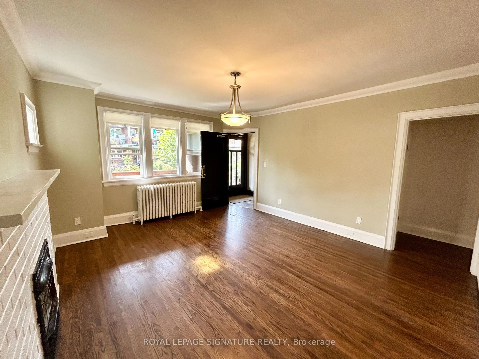 Photo 33 of Unit Main, 39 Scarboro Beach Boulevard, Toronto, The Beaches — HOMEH