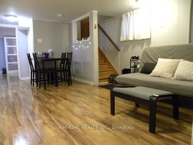 Photo 12 of 28 Elmsdale Road, Toronto, East York — HOMEH