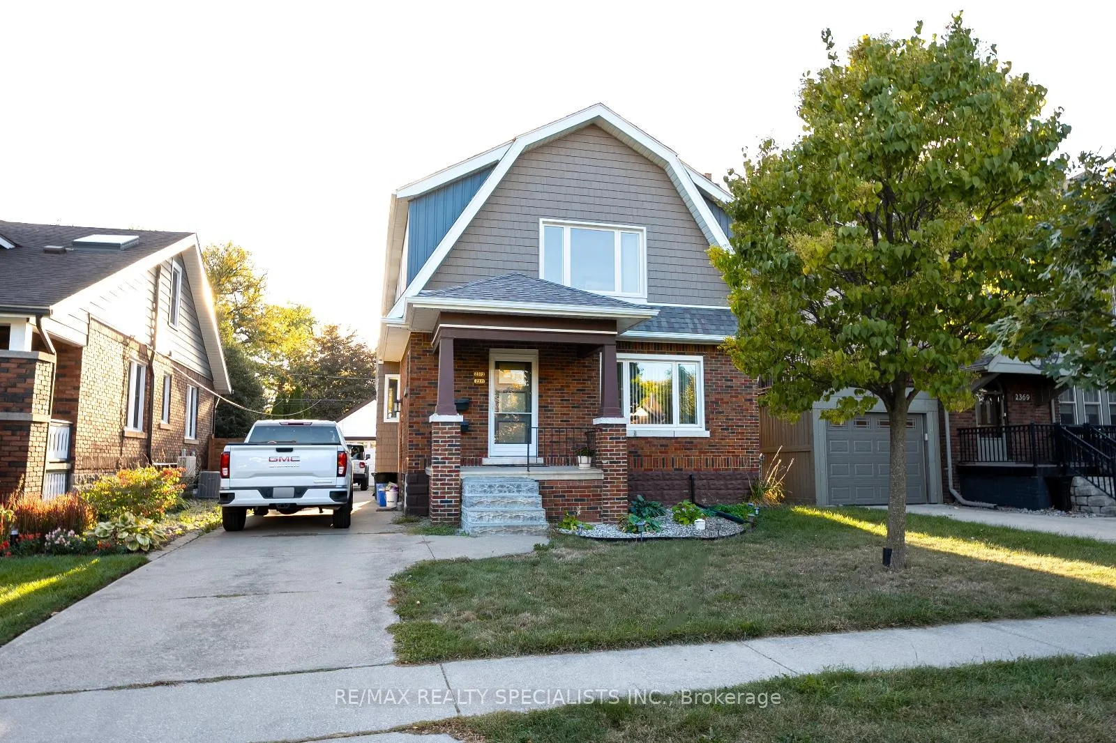 Photo 1 of 2373 Lincoln Road, Windsor — HOMEH