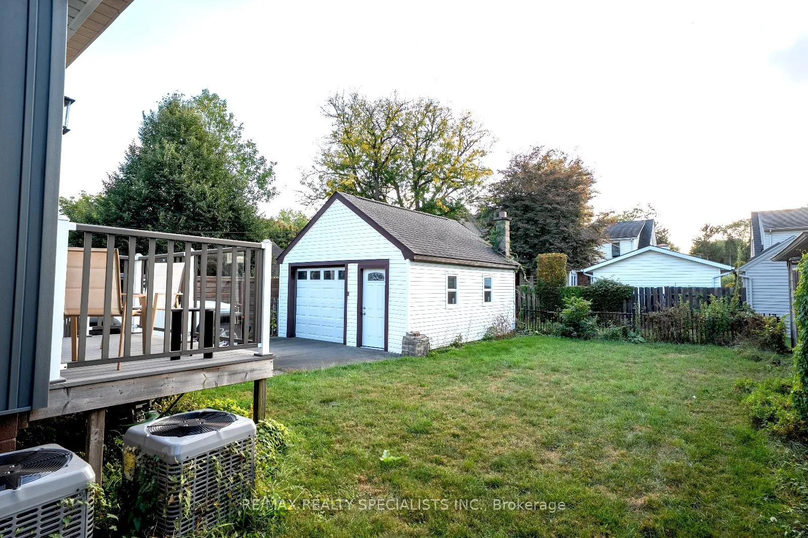 Photo 5 of 2373 Lincoln Road, Windsor — HOMEH