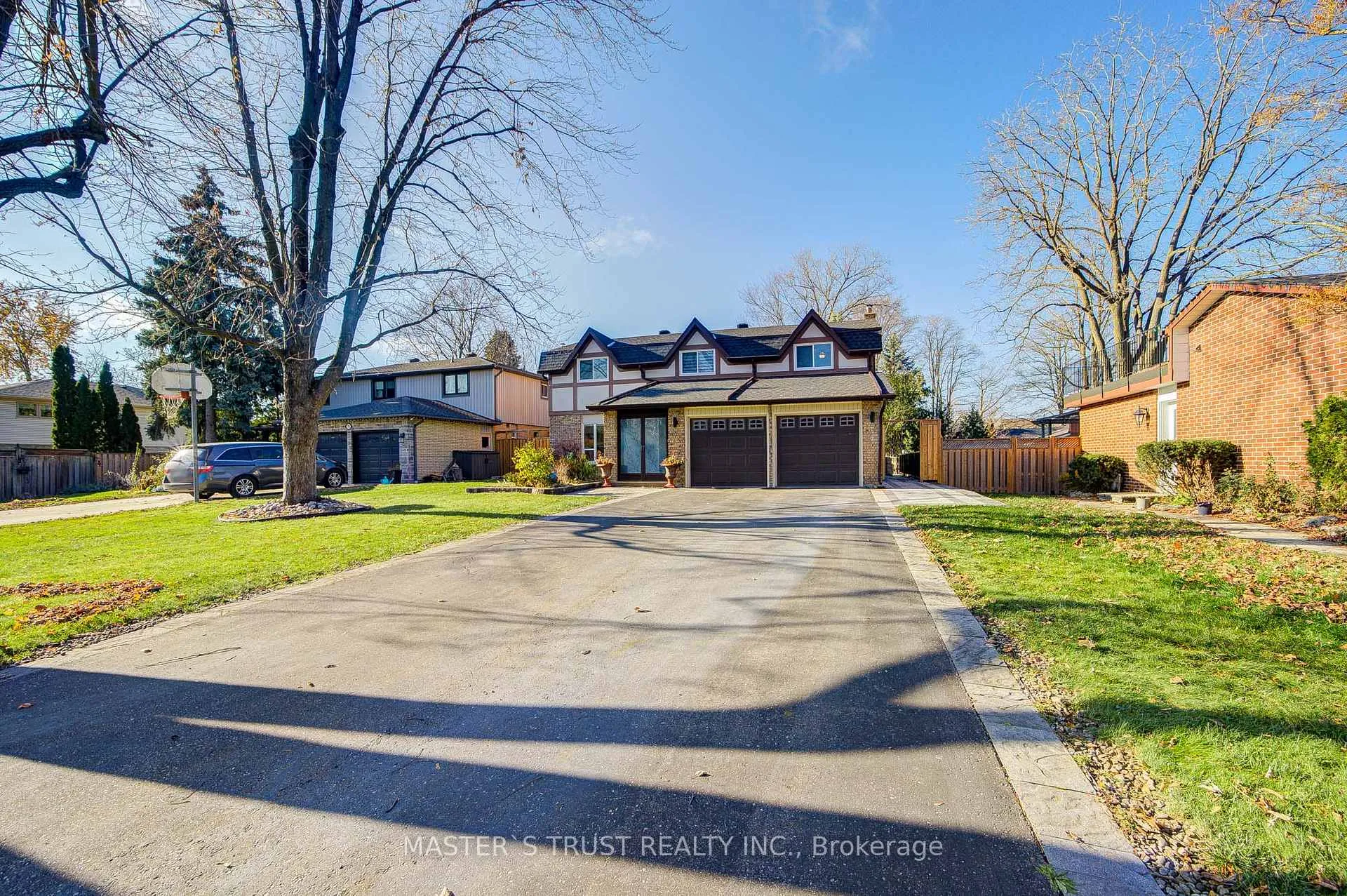 Photo 1 of 72 Rose Way, Markham, Markham Village — HOMEH