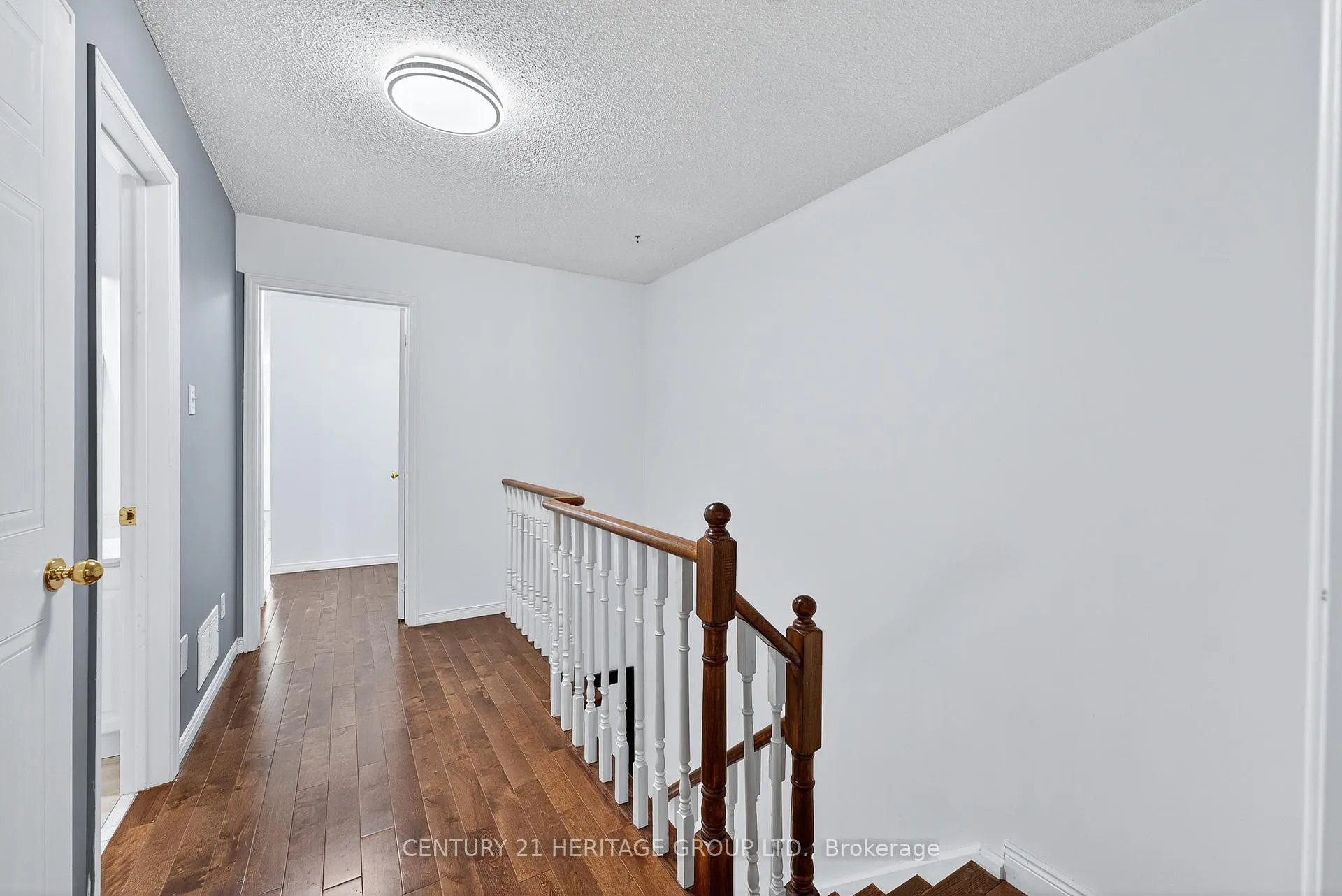 Photo 16 of 112 Sandfield Drive, Aurora, Aurora Highlands — HOMEH