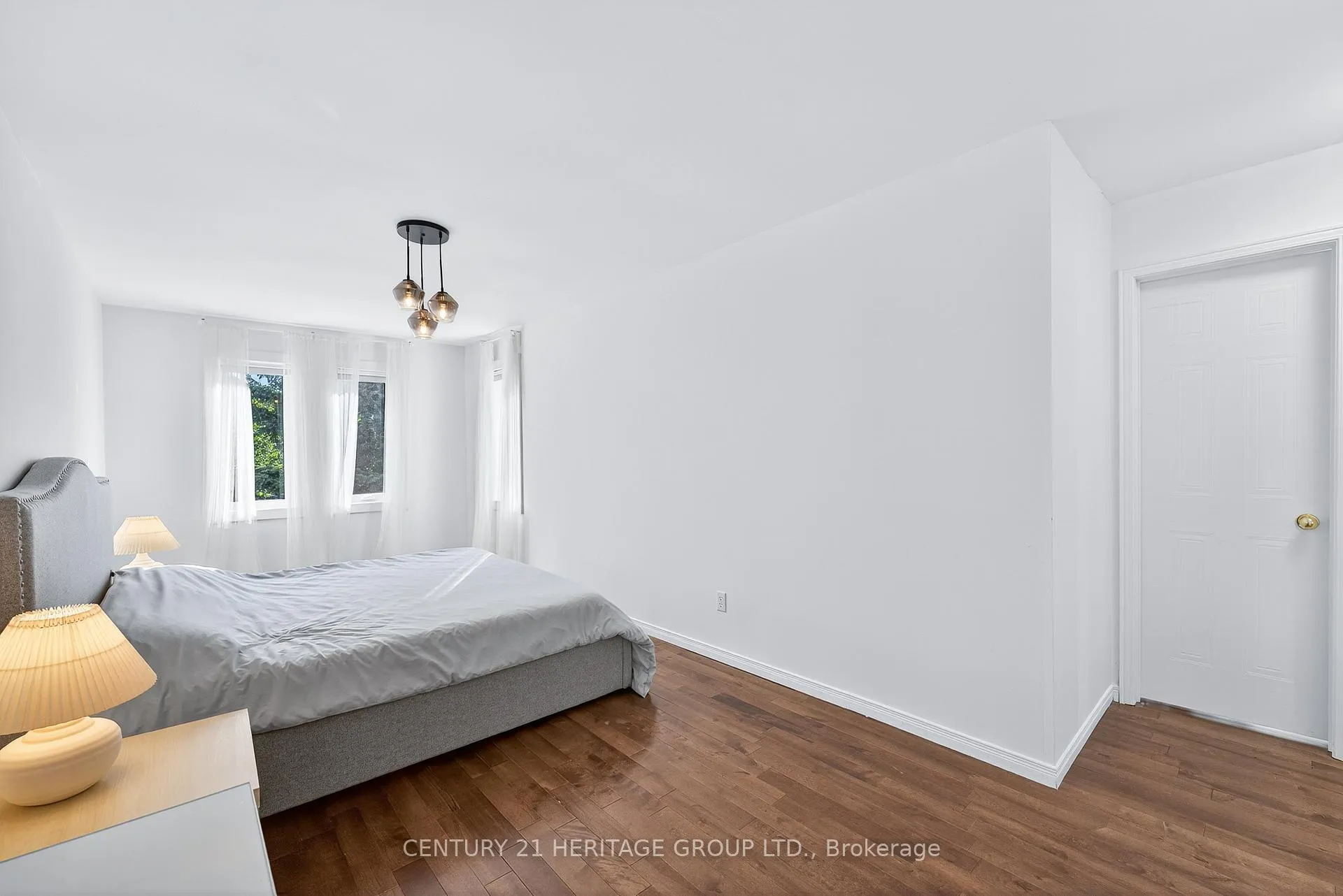 Photo 21 of 112 Sandfield Drive, Aurora, Aurora Highlands — HOMEH