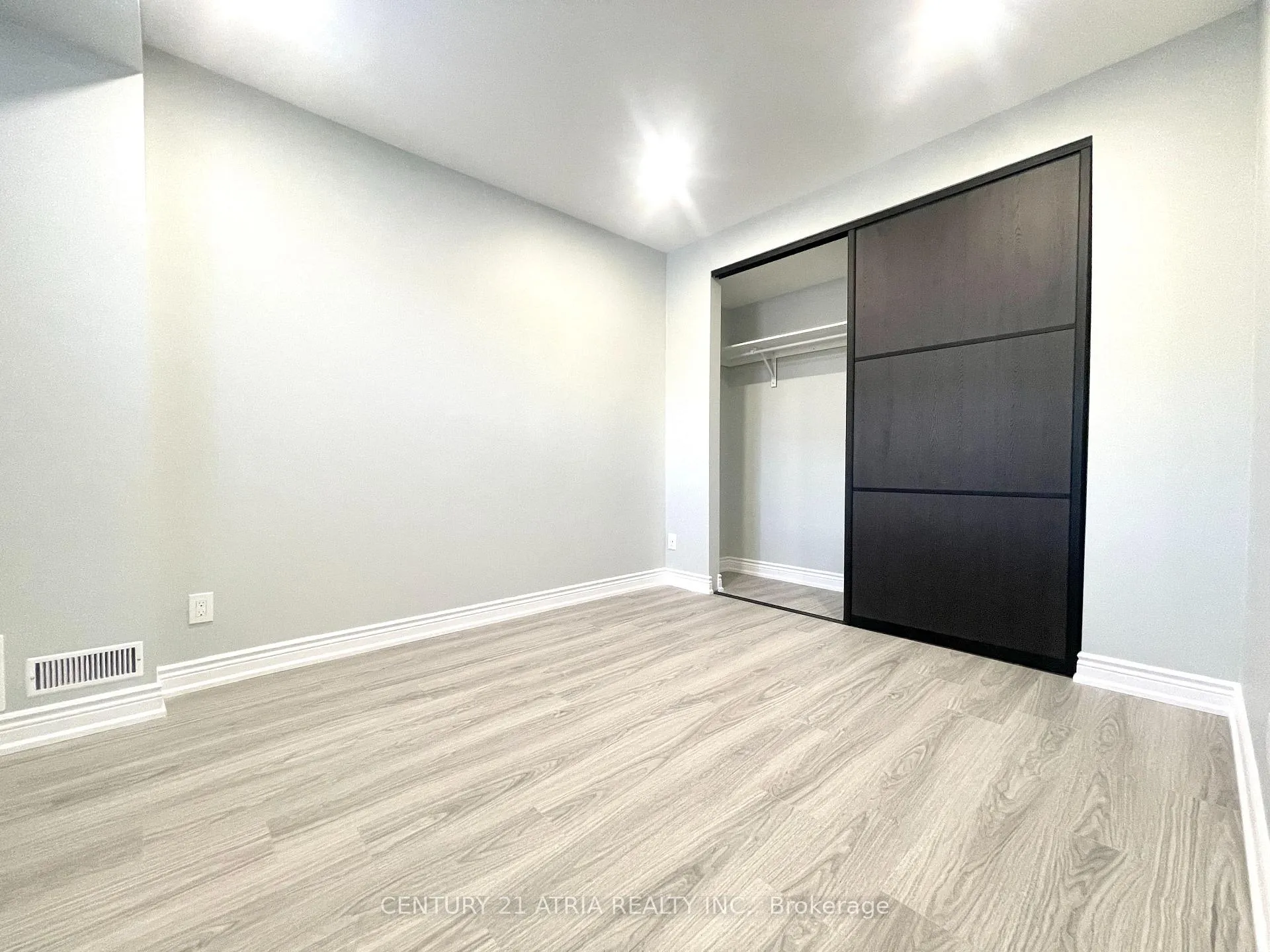 Photo 8 of Unit Bsmt, 30 Milliken Drive, Aurora, Rural Aurora — HOMEH