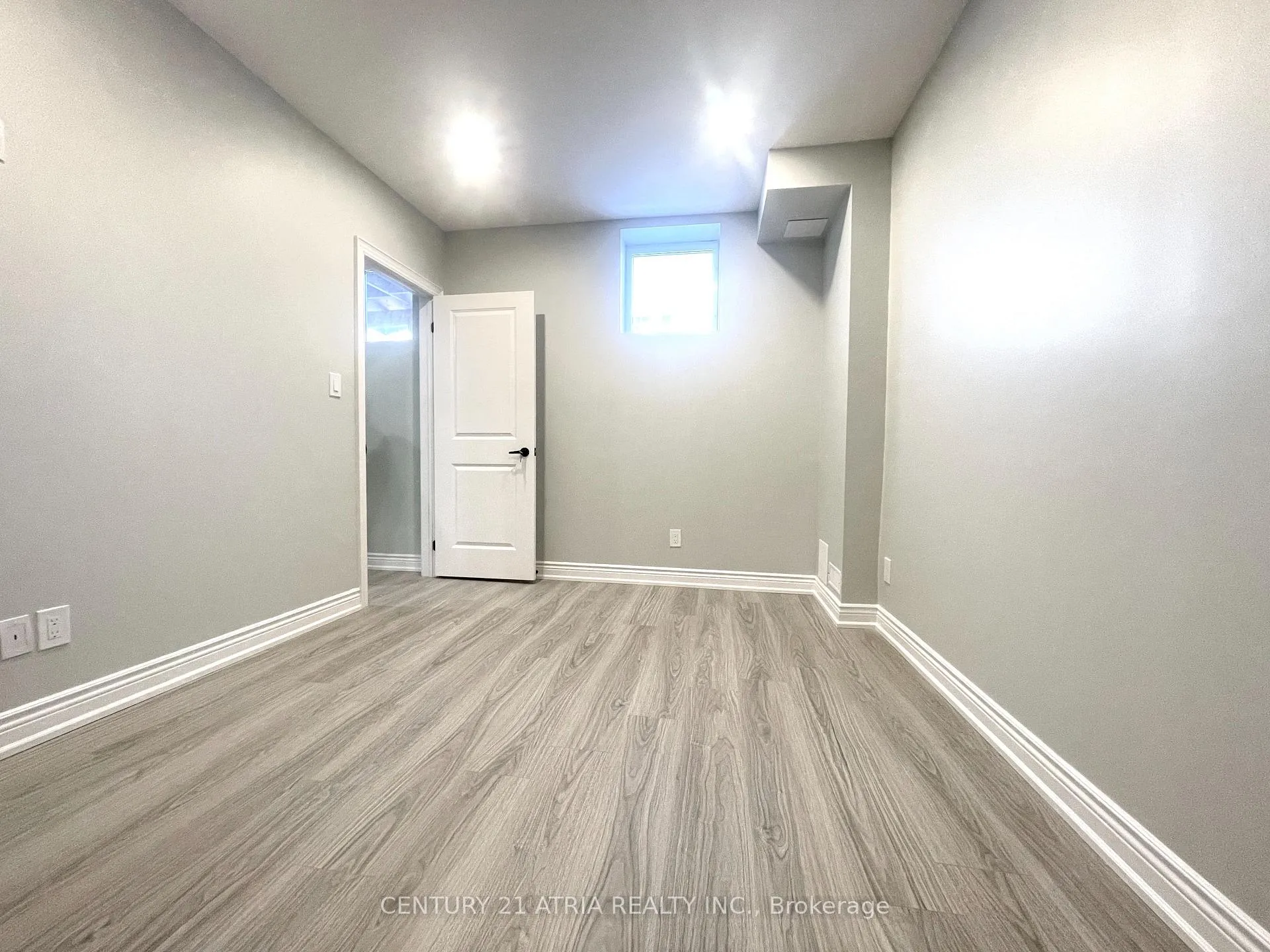 Photo 9 of Unit Bsmt, 30 Milliken Drive, Aurora, Rural Aurora — HOMEH