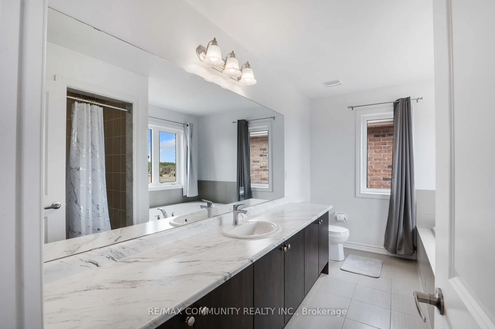 Photo 9 of 304 Russell Street, Southgate — HOMEH