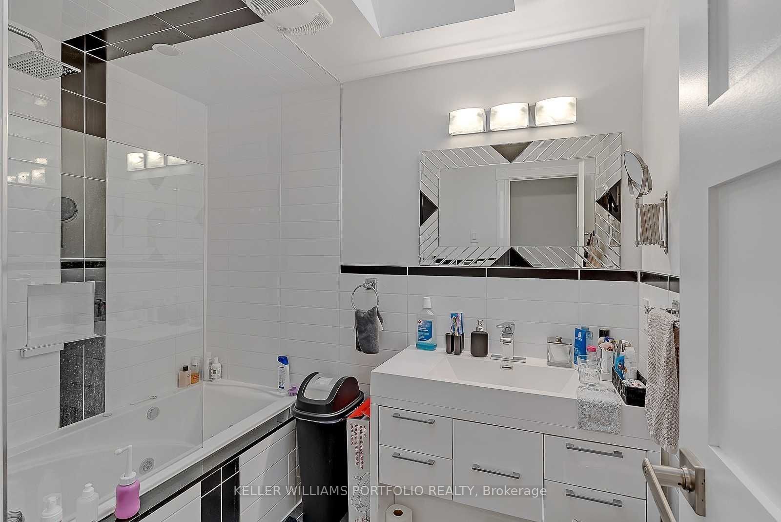 Photo 16 of 40 Grant Street, Toronto, South Riverdale — HOMEH