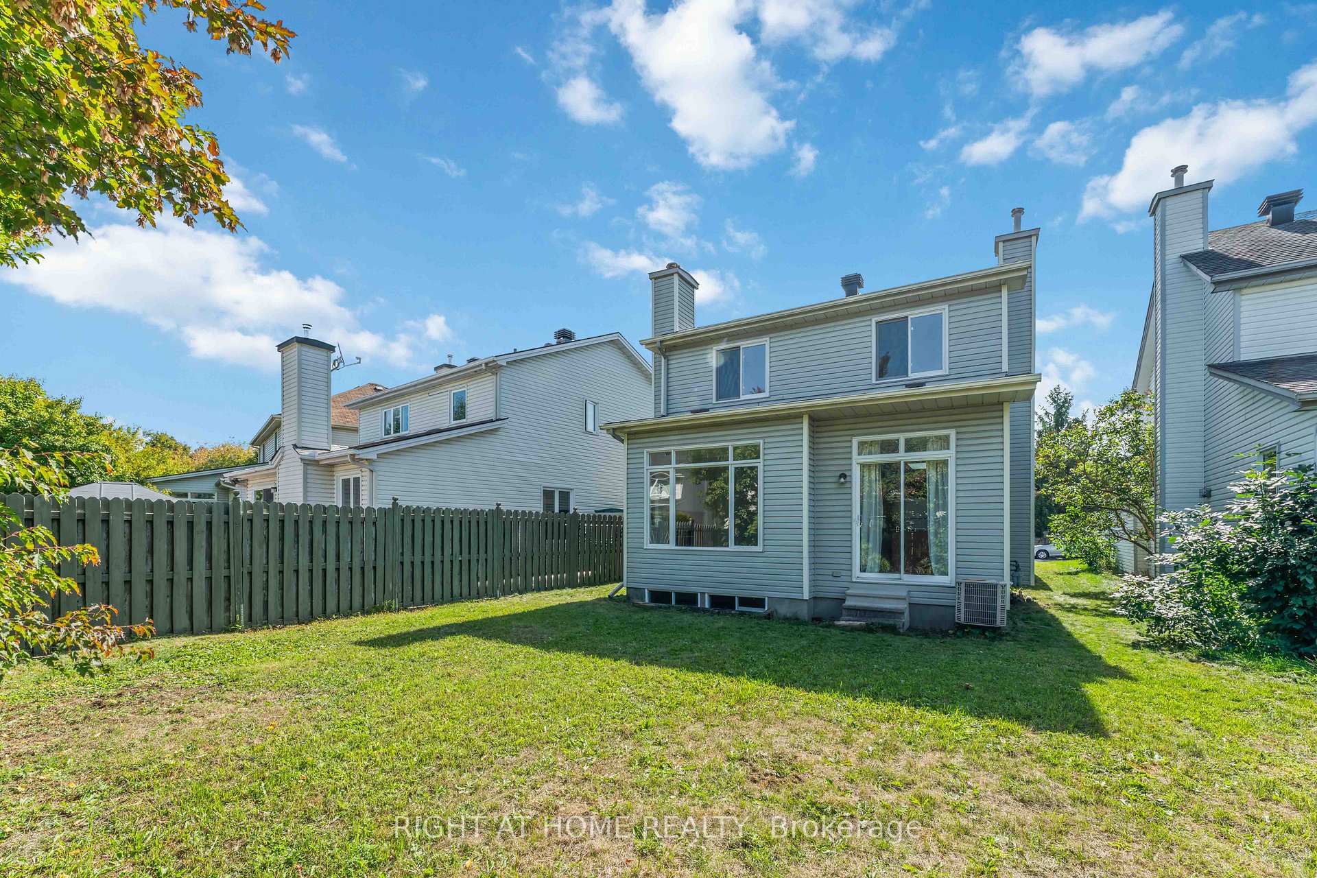 Photo 28 of 11 Wiltshire Circle, Ottawa, Barrhaven - Longfields — HOMEH