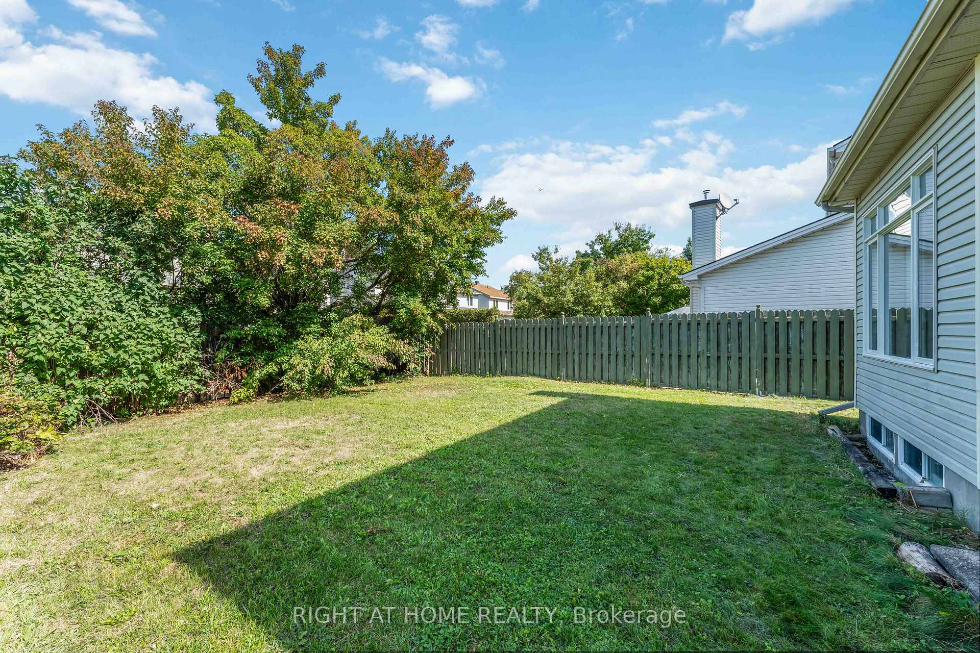 Photo 29 of 11 Wiltshire Circle, Ottawa, Barrhaven - Longfields — HOMEH