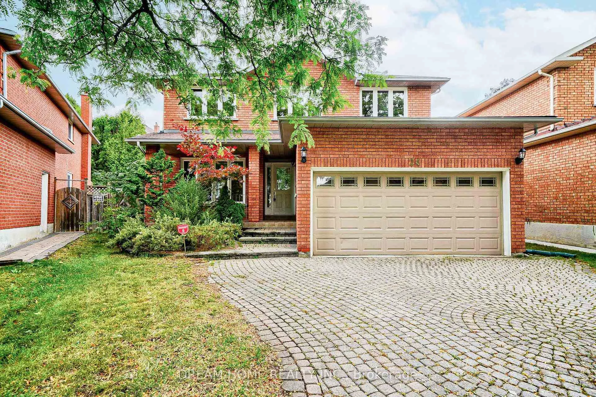 Photo 1 of 24 Muster Court, Markham, Buttonville — HOMEH
