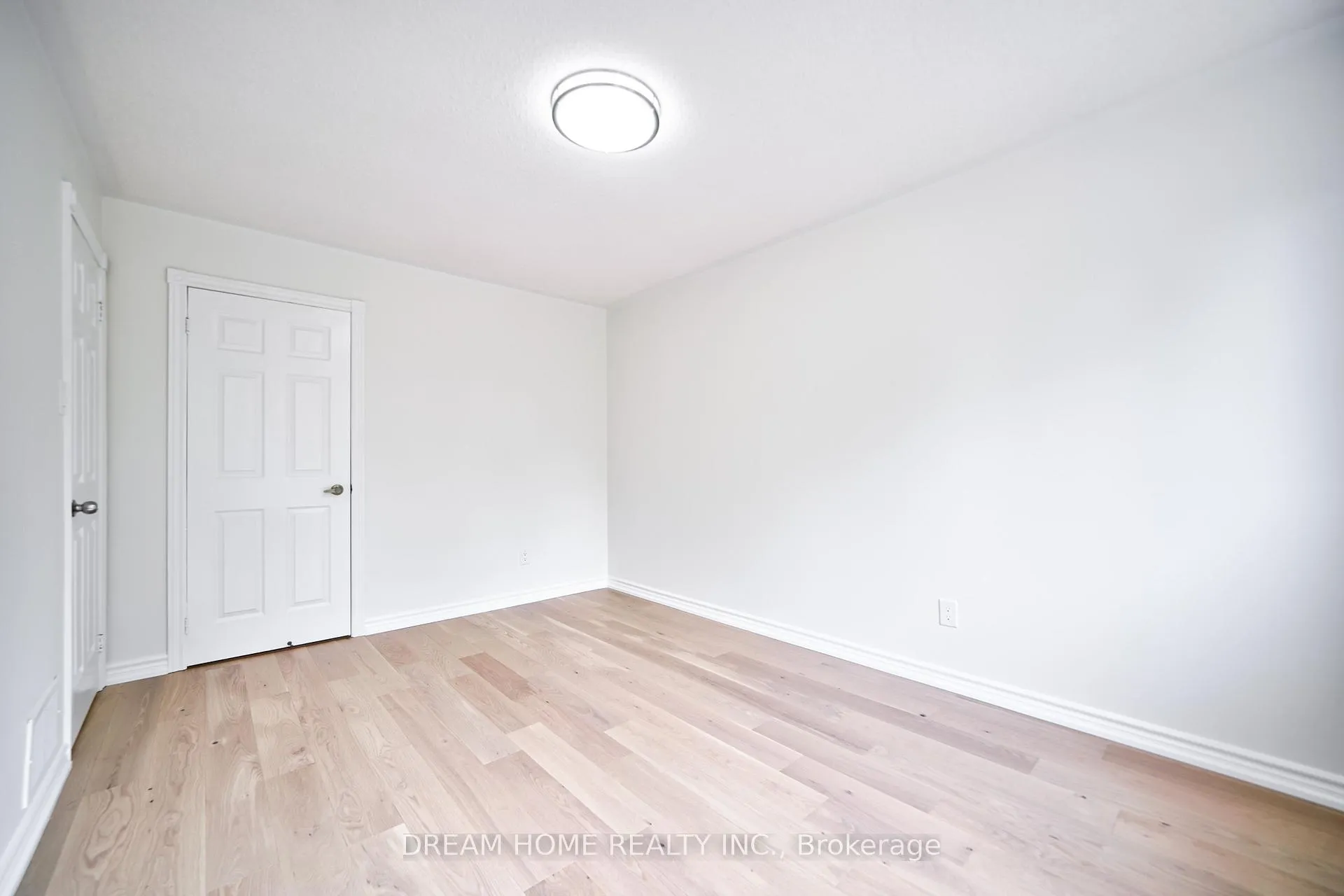 Photo 20 of 24 Muster Court, Markham, Buttonville — HOMEH