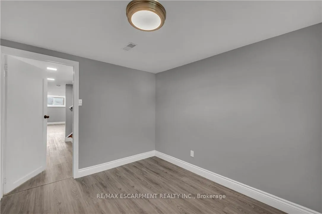 Photo 13 of Unit Lower, 143 Highridge Avenue, Hamilton, Riverdale — HOMEH