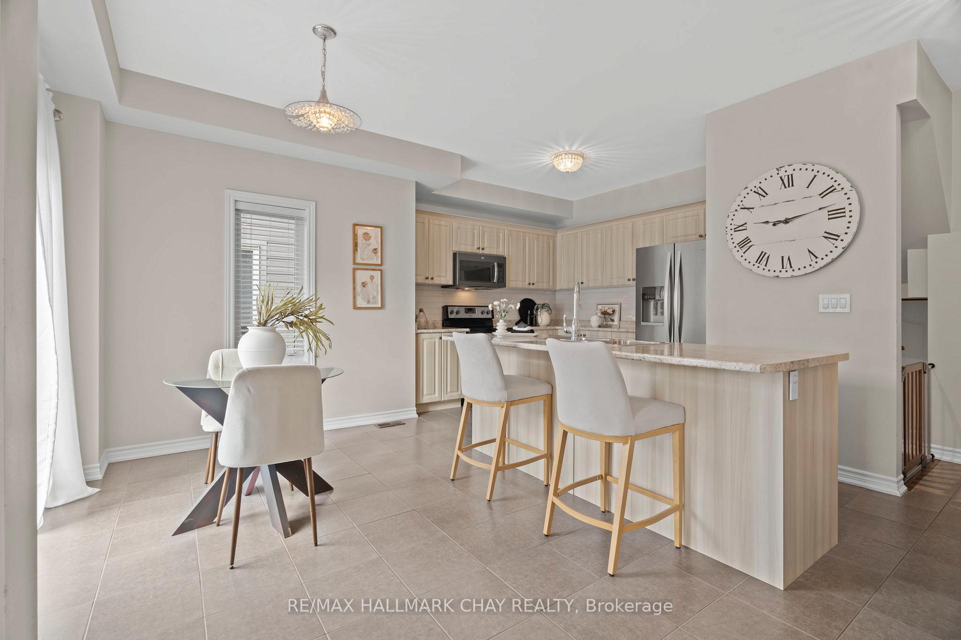 Photo 5 of 37 Decarolis Crescent, Essa, Angus — HOMEH