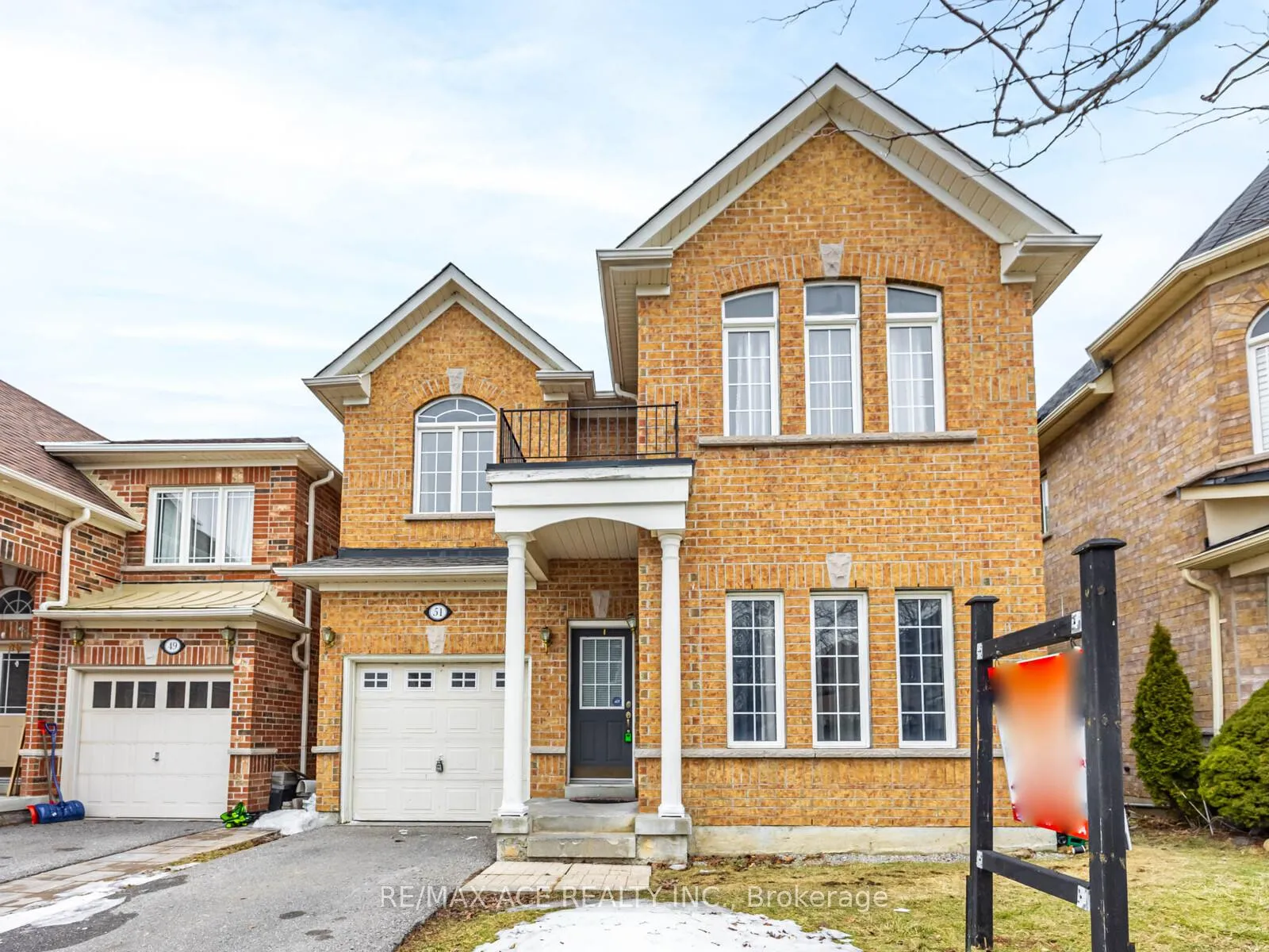 Photo 2 of 51 Styles Crescent, Ajax, Northeast Ajax — HOMEH