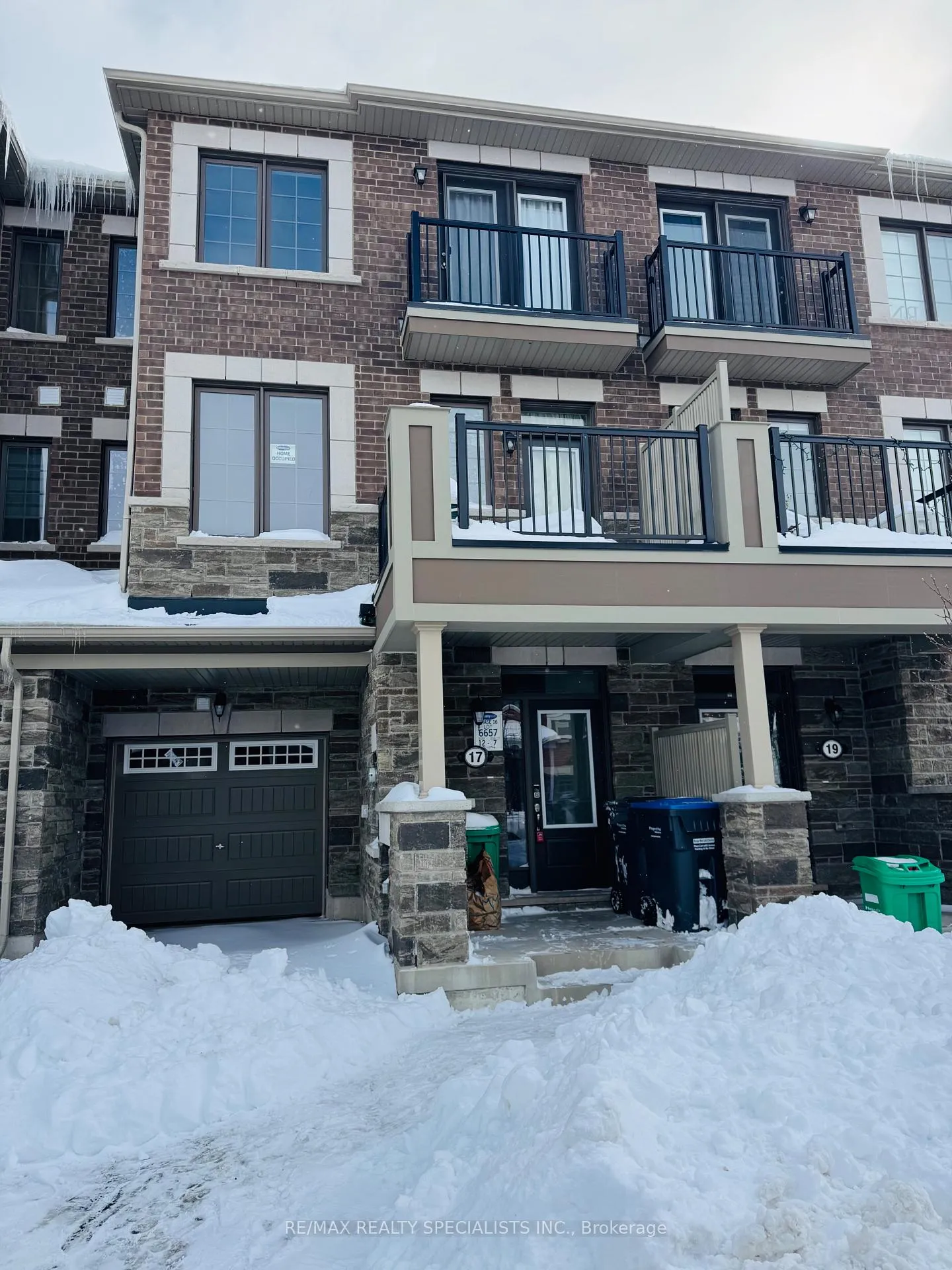 Front of 17 Keppel Circle