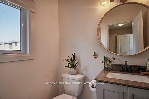 Photo 8 of 233 Centre Street, Clearview, Stayner — HOMEH
