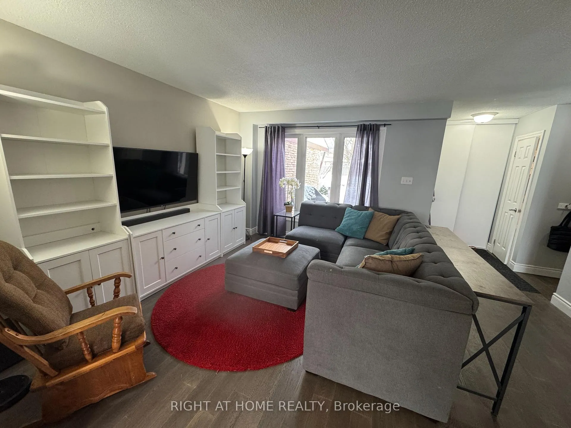 Photo 7 of 557 Dorchester Drive, Oshawa, Vanier — HOMEH