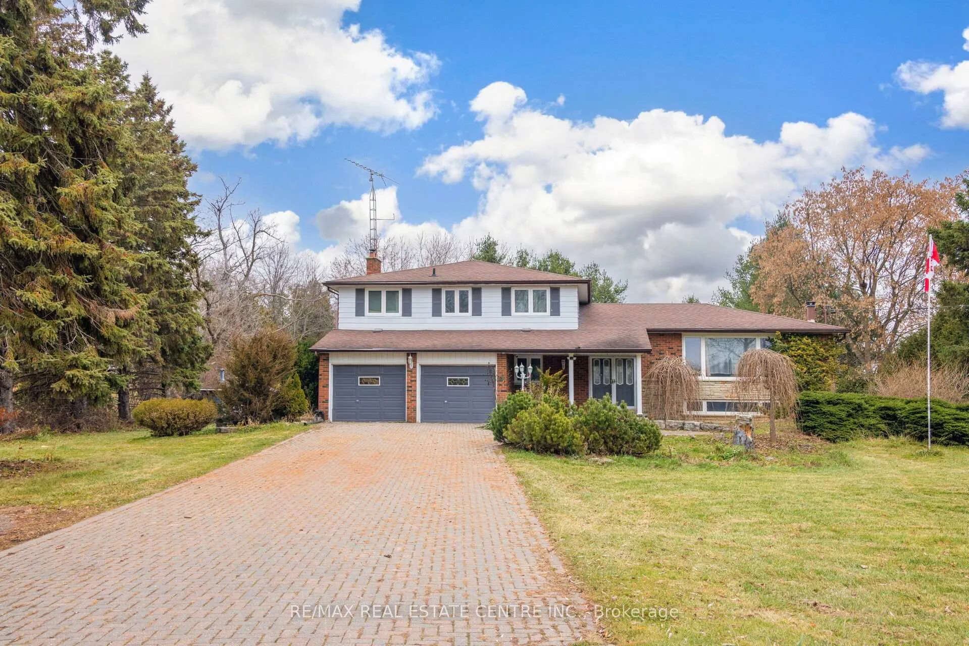 Photo 3 of 15095 Dixie Road, Caledon, Rural Caledon — HOMEH