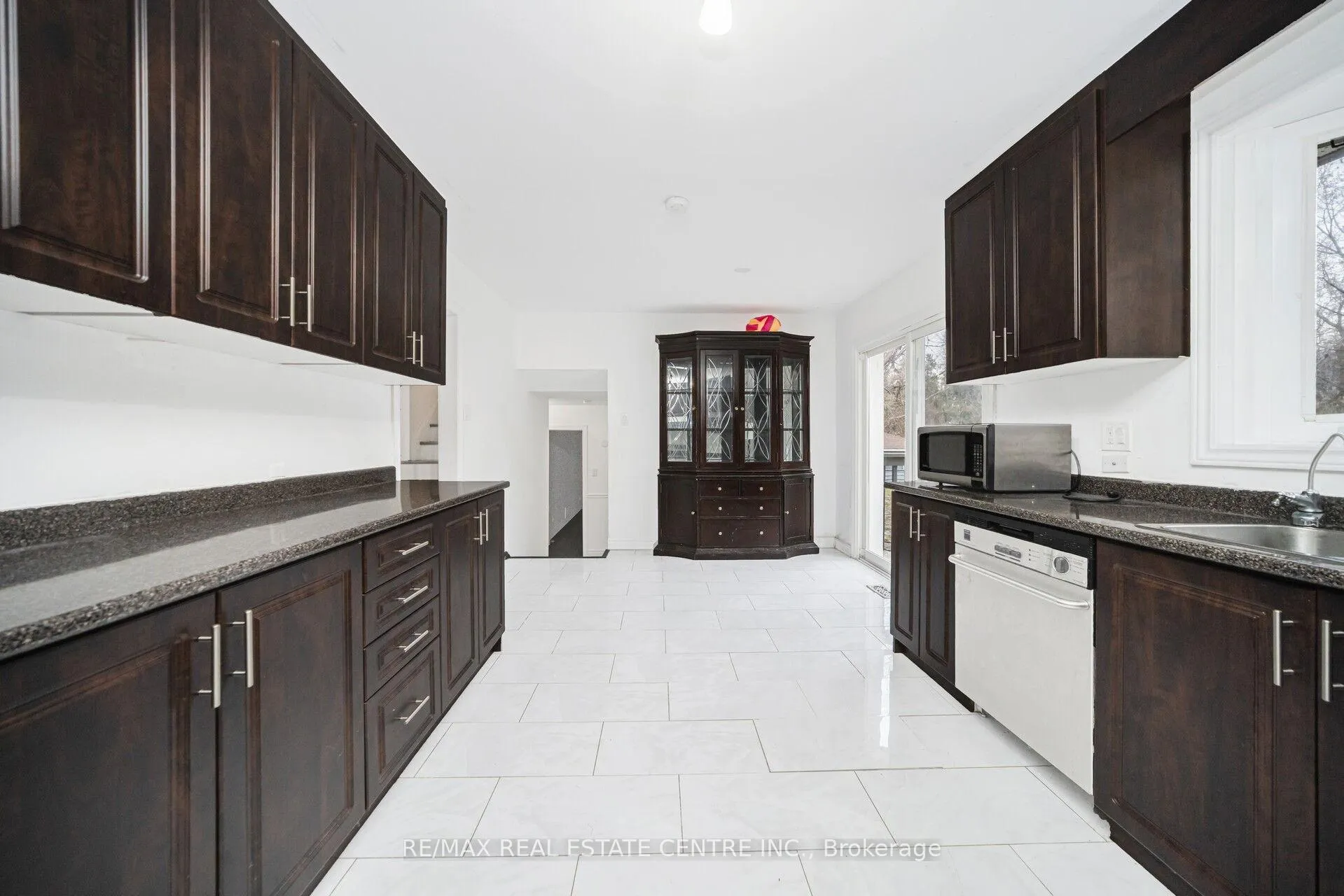 Photo 11 of 15095 Dixie Road, Caledon, Rural Caledon — HOMEH