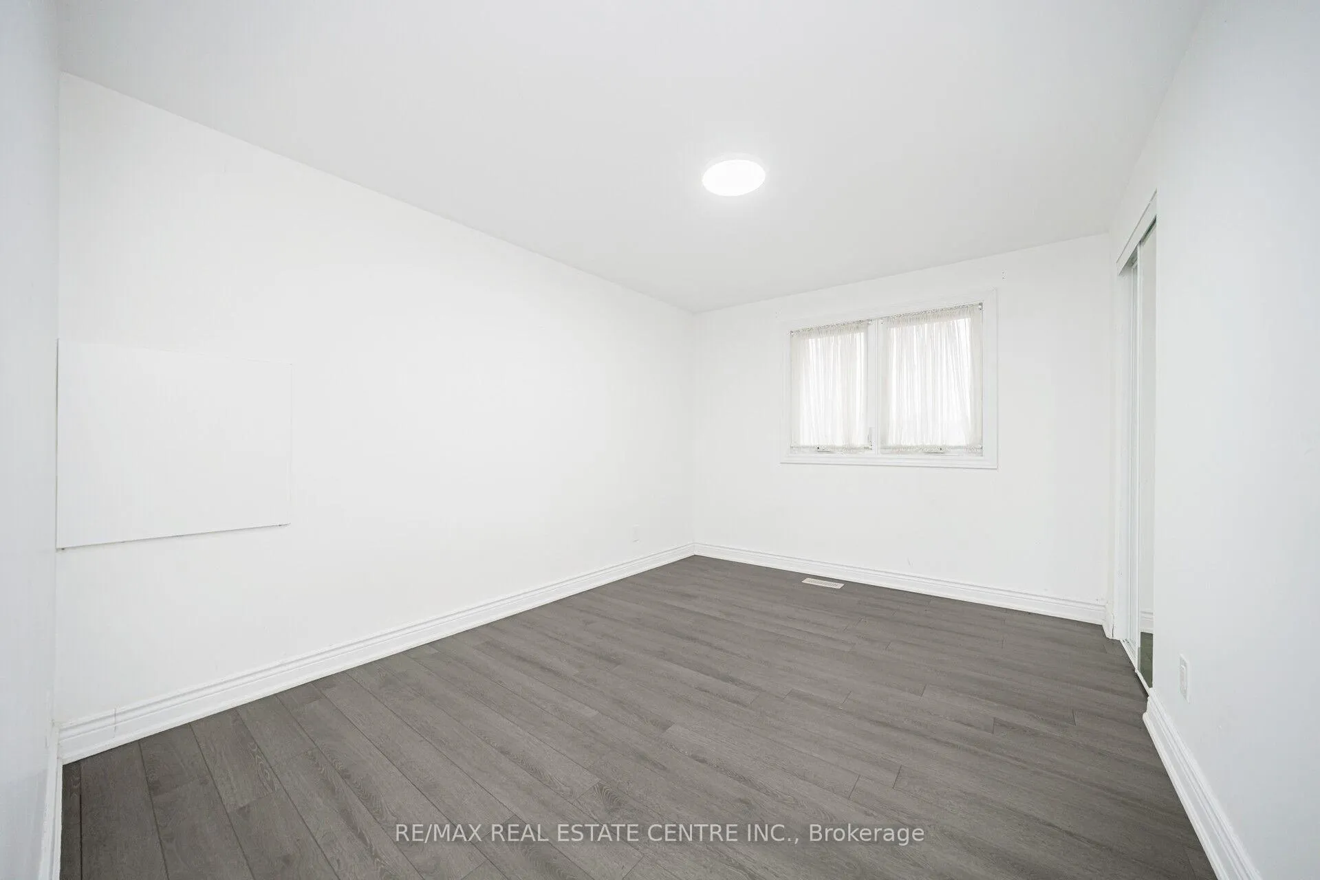 Photo 17 of 15095 Dixie Road, Caledon, Rural Caledon — HOMEH