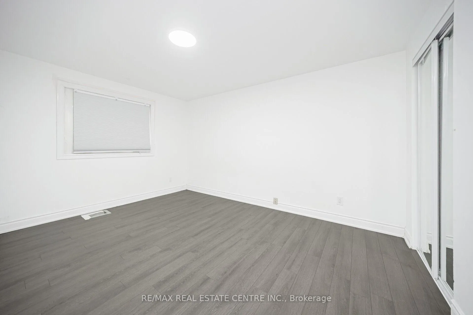 Photo 21 of 15095 Dixie Road, Caledon, Rural Caledon — HOMEH