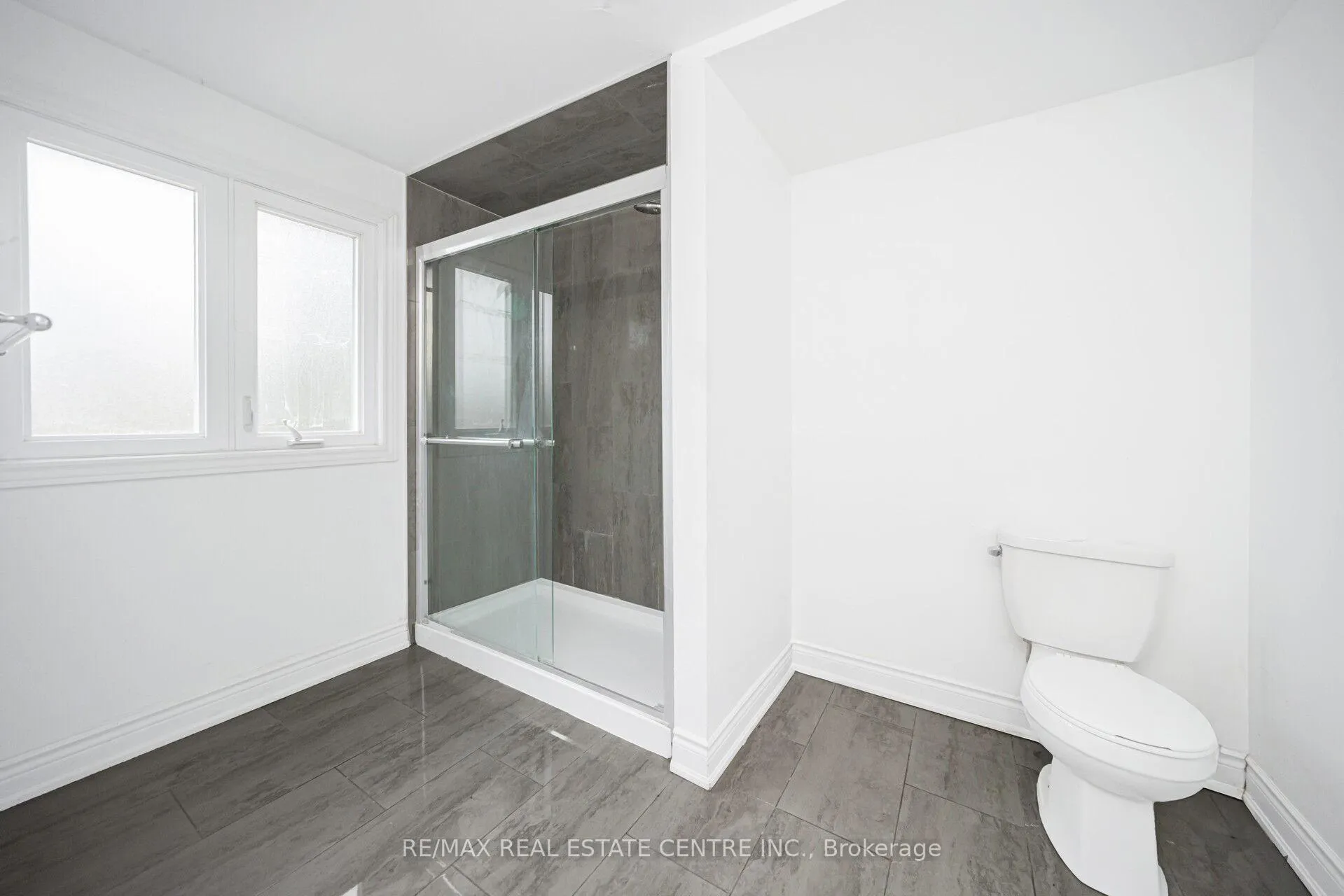 Photo 24 of 15095 Dixie Road, Caledon, Rural Caledon — HOMEH