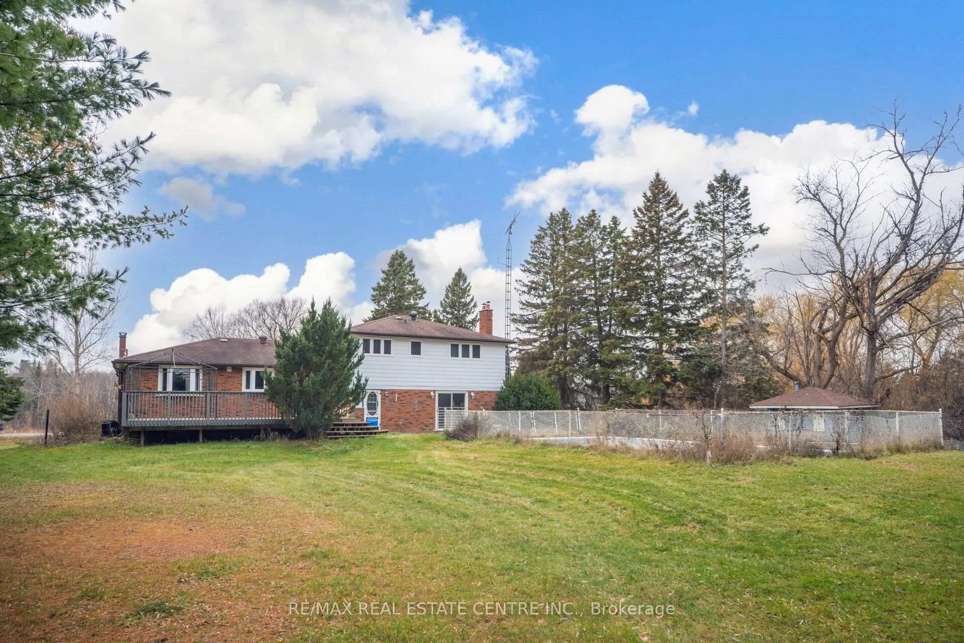 Photo 42 of 15095 Dixie Road, Caledon, Rural Caledon — HOMEH