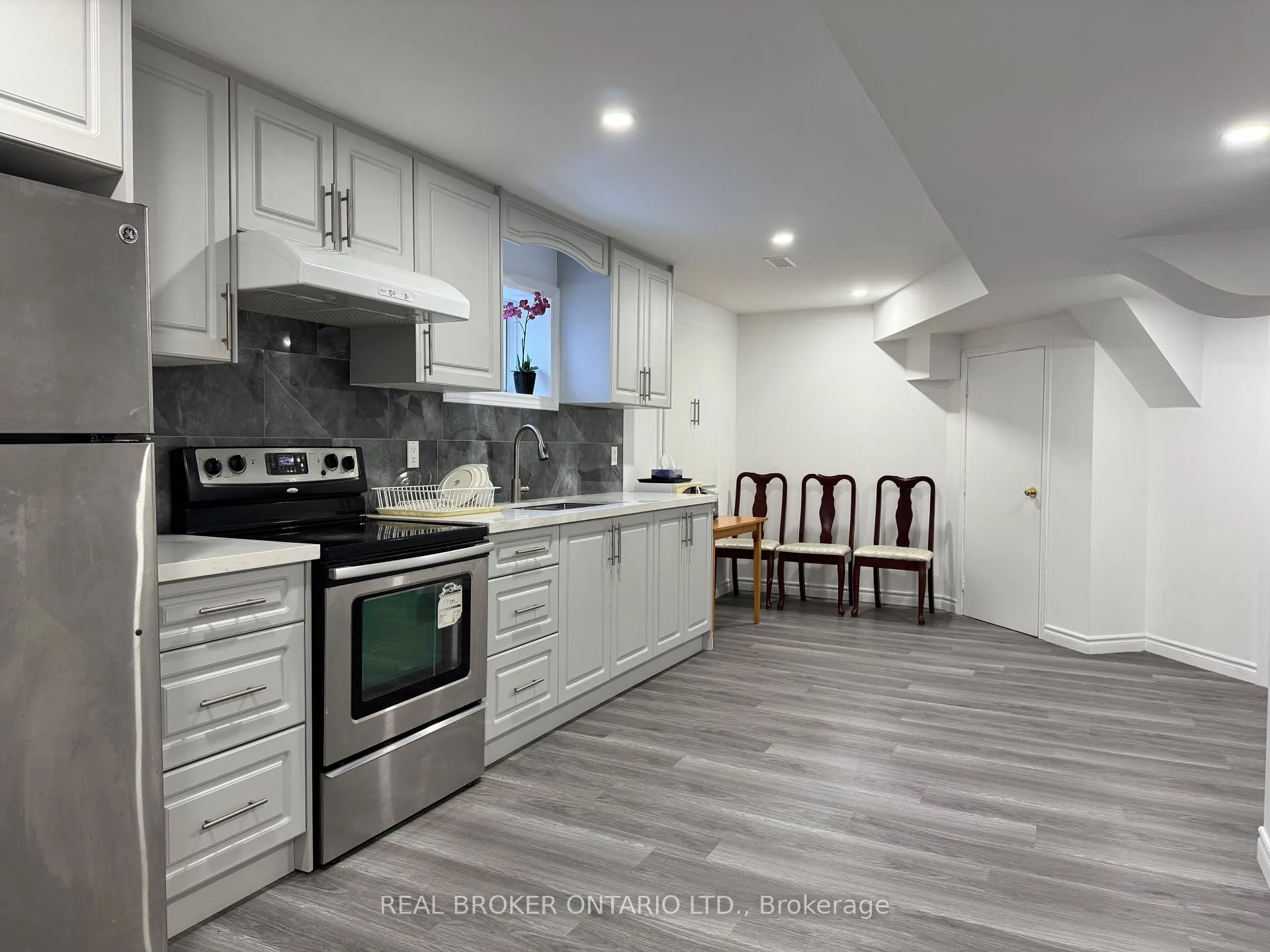 Photo 3 of Unit Basement, 119 Hertford Crescent, Markham, Milliken Mills East — HOMEH