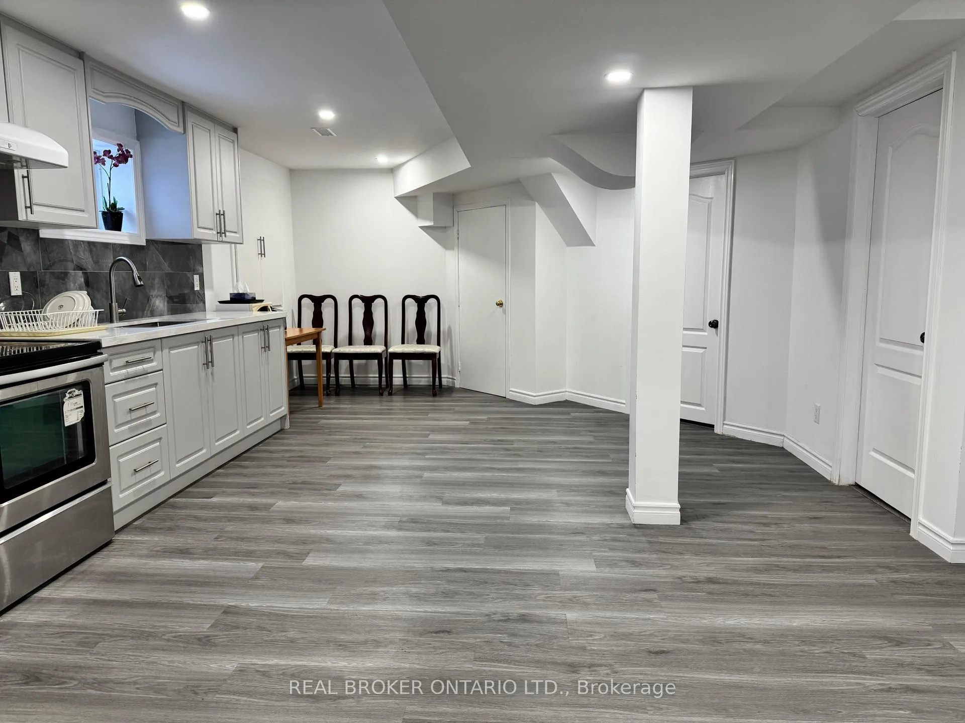 Photo 5 of Unit Basement, 119 Hertford Crescent, Markham, Milliken Mills East — HOMEH