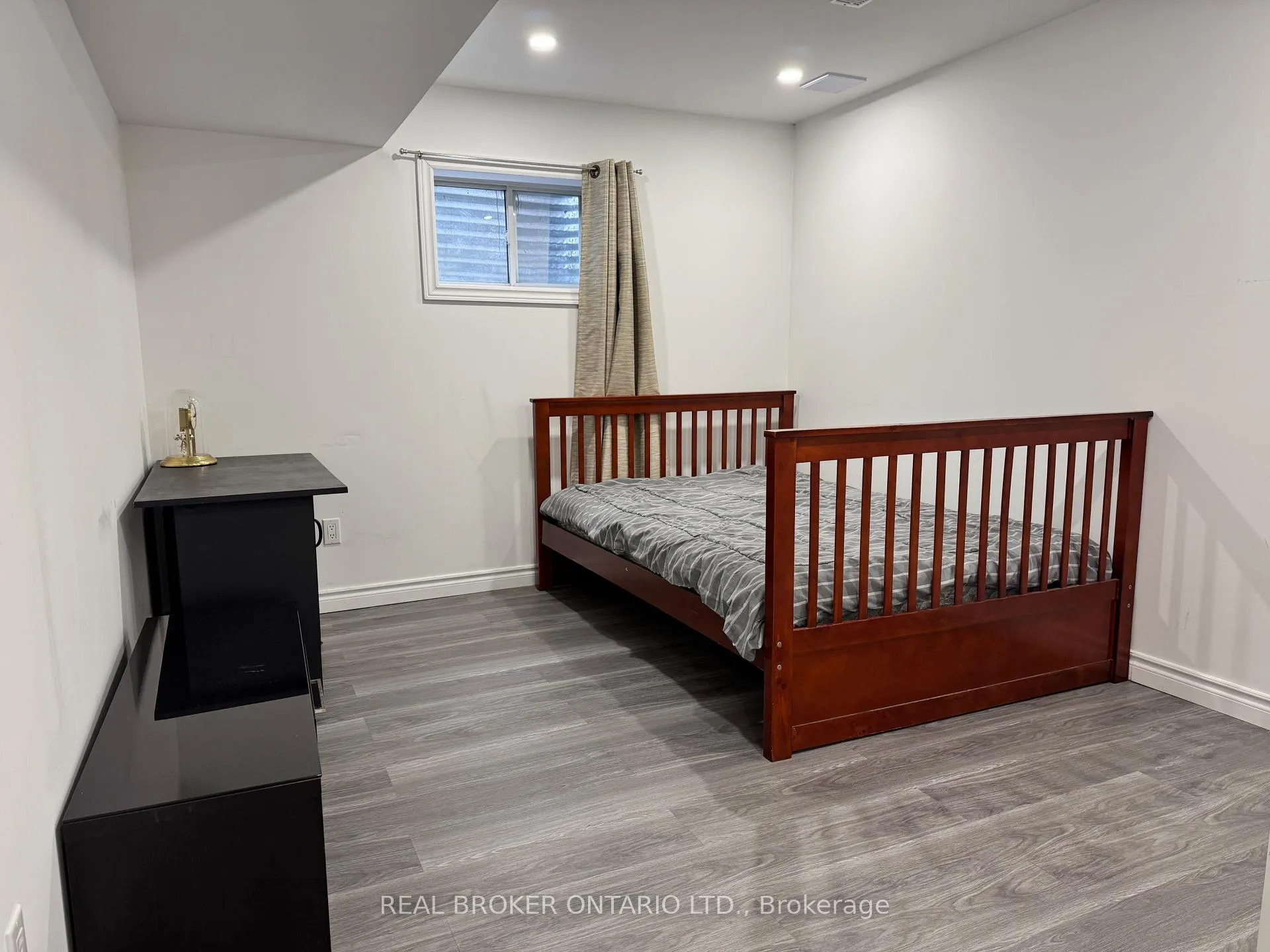 Photo 7 of Unit Basement, 119 Hertford Crescent, Markham, Milliken Mills East — HOMEH