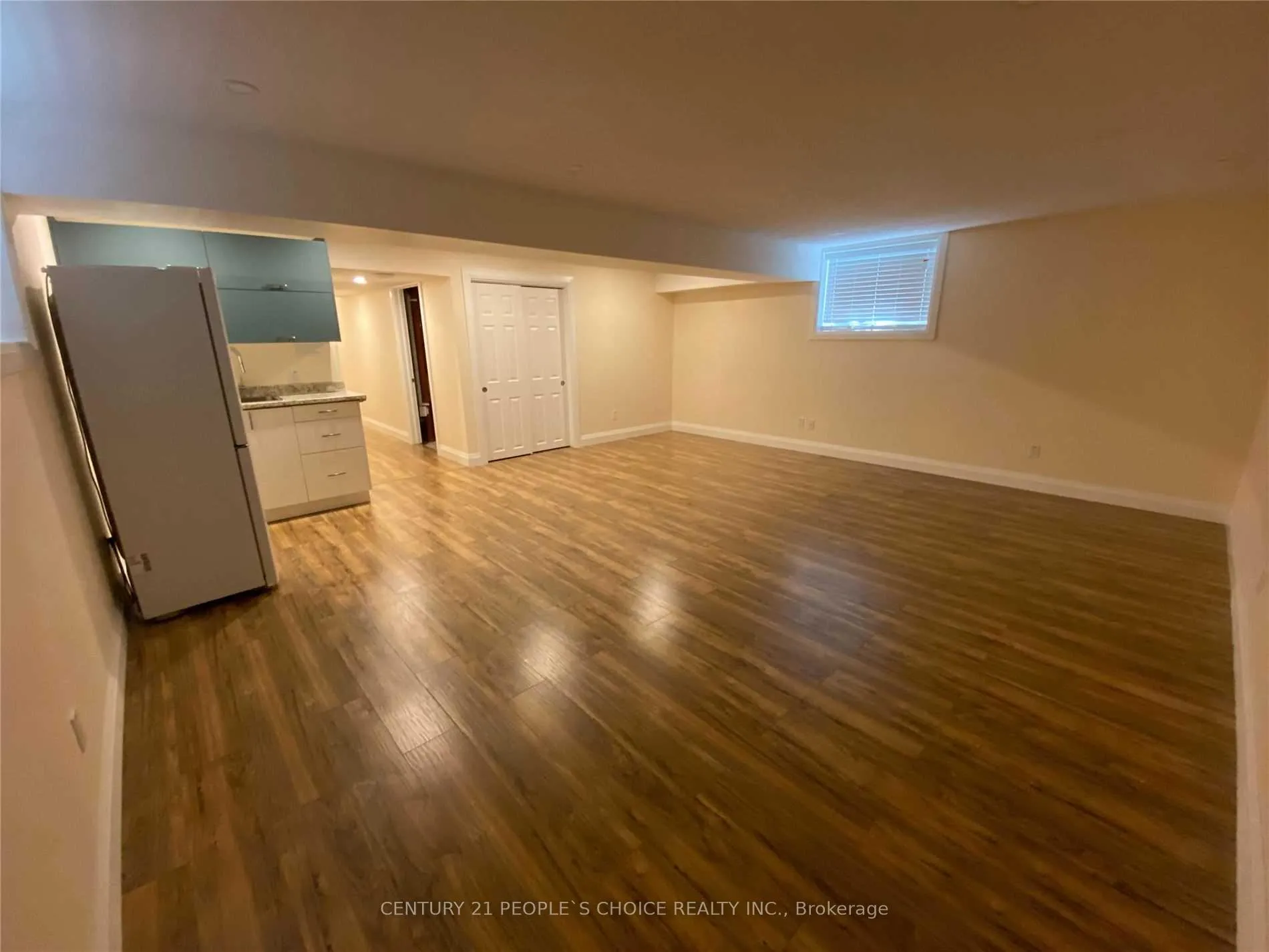 Photo 4 of 530 Isaiah Crescent, Kitchener, Larentian West — HOMEH