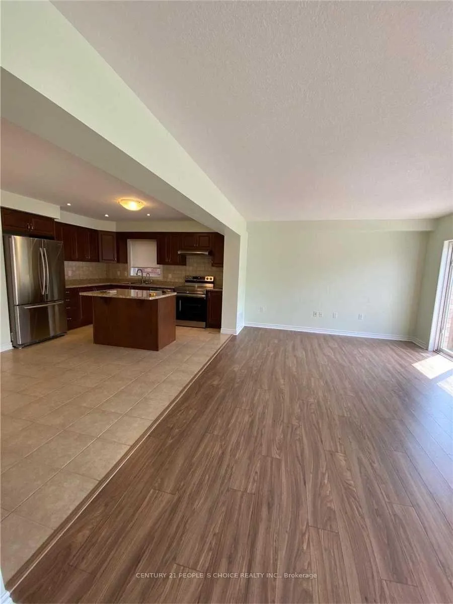 Photo 14 of 530 Isaiah Crescent, Kitchener, Larentian West — HOMEH