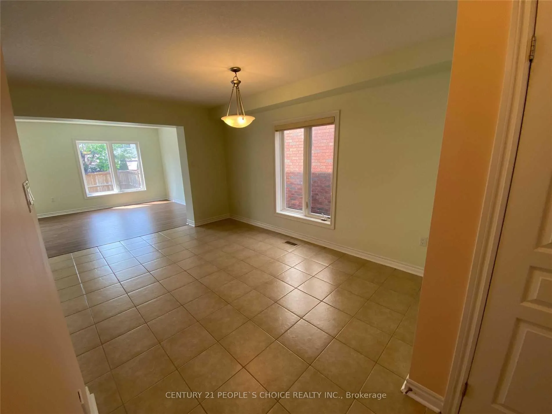 Photo 17 of 530 Isaiah Crescent, Kitchener, Larentian West — HOMEH