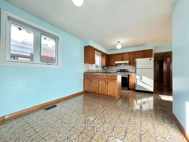 Photo 7 of 339 Glen Shields Avenue, Vaughan, Glen Shields — HOMEH