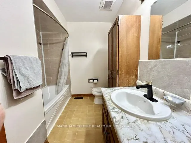 Photo 14 of 339 Glen Shields Avenue, Vaughan, Glen Shields — HOMEH