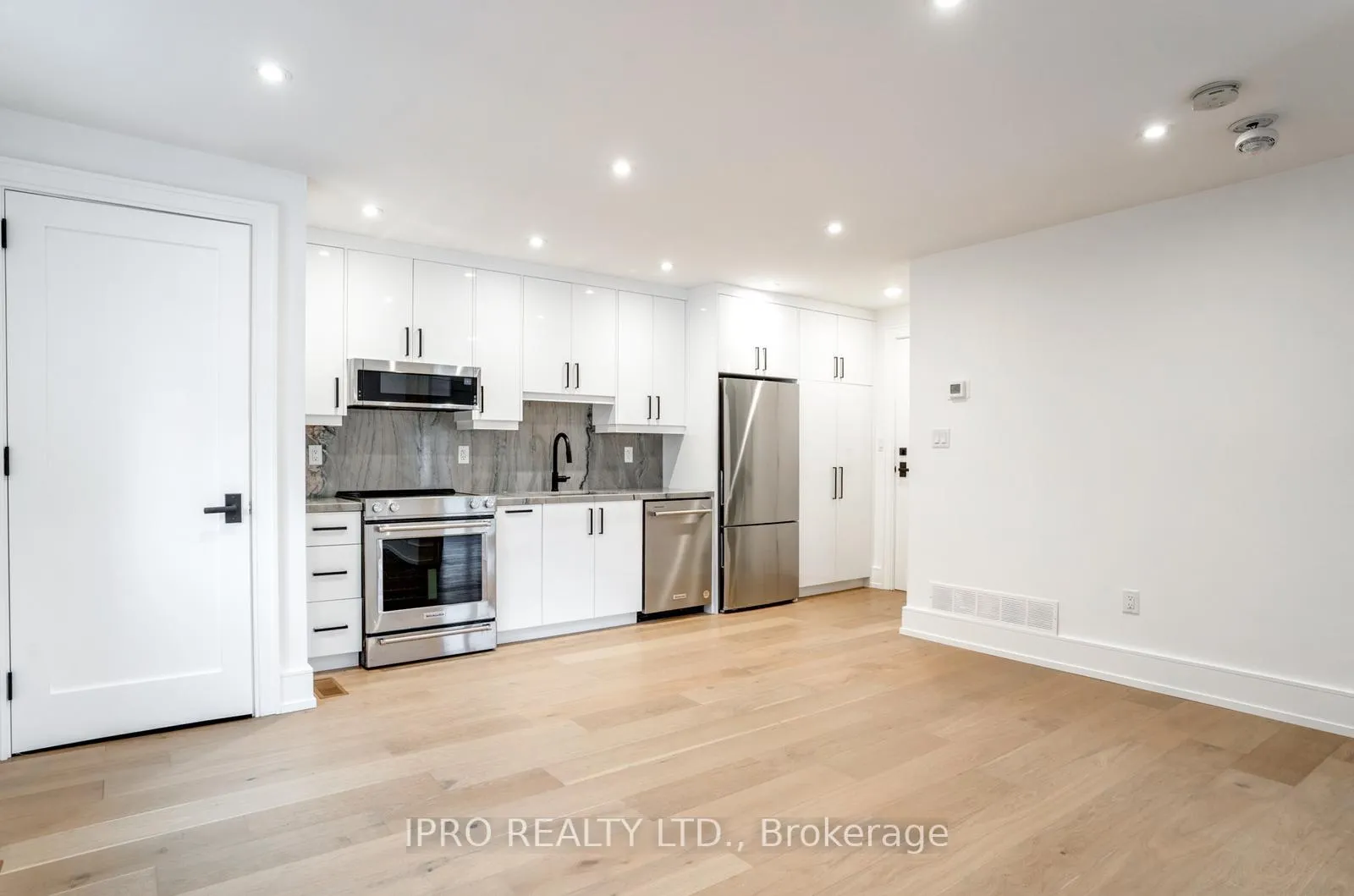 Photo 11 of Unit 1, 344 Donlands Avenue, Toronto, East York — HOMEH