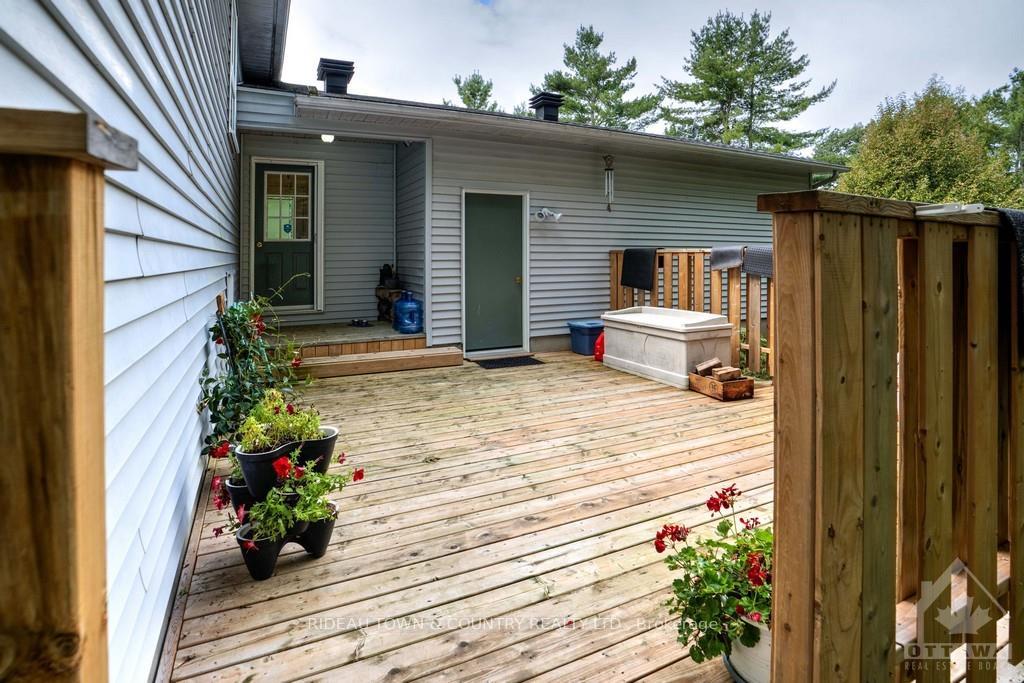 Photo 2 of 106 Archie Street, Ottawa, Constance Bay — HOMEH