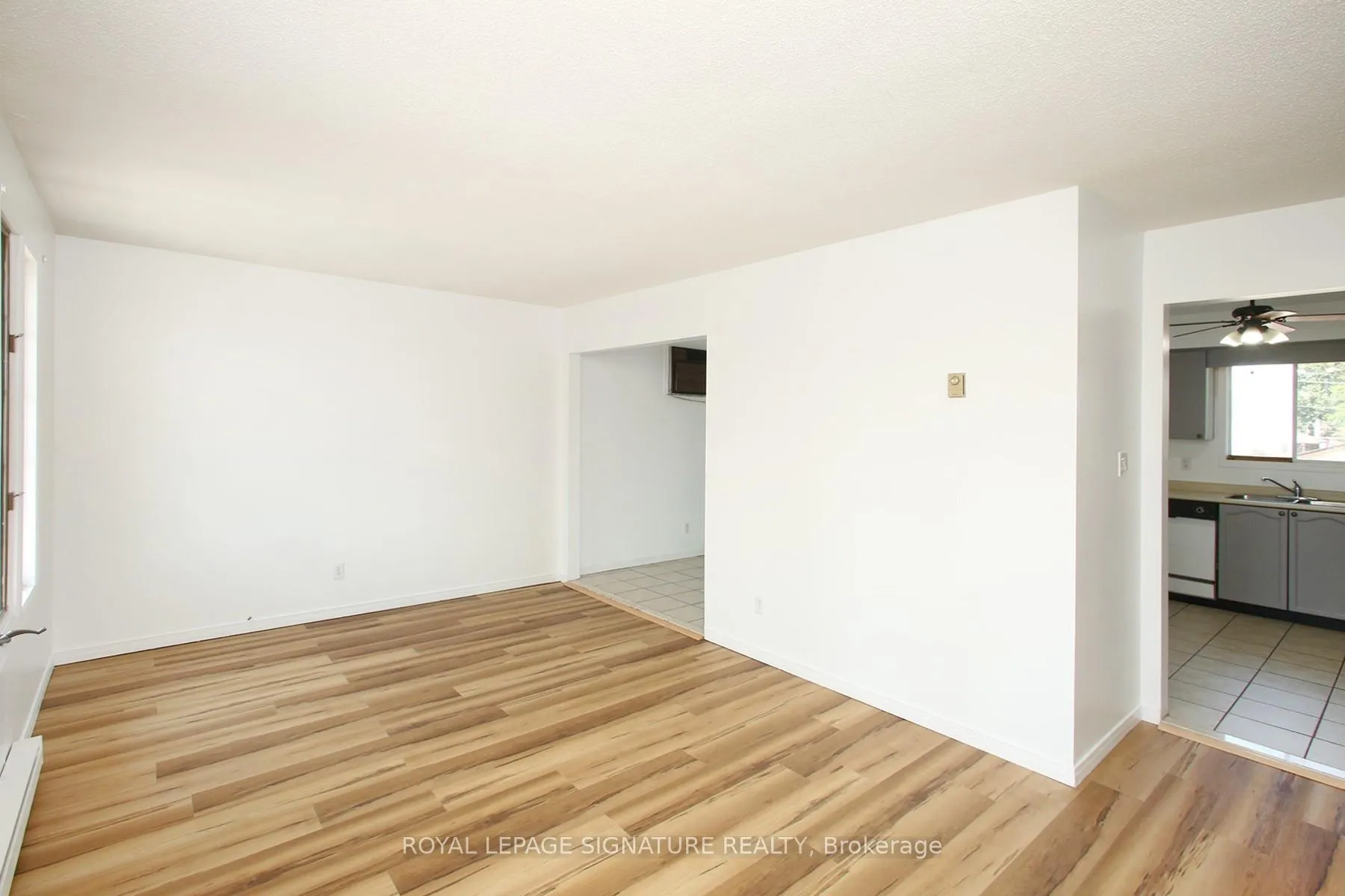 Photo 4 of Unit #4, 42 Tecumseh Avenue, Oshawa, Centennial — HOMEH