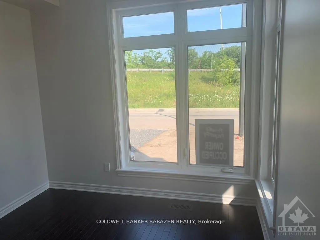 Photo 6 of 808 Cap Diamant Way, Ottawa, Camelot — HOMEH