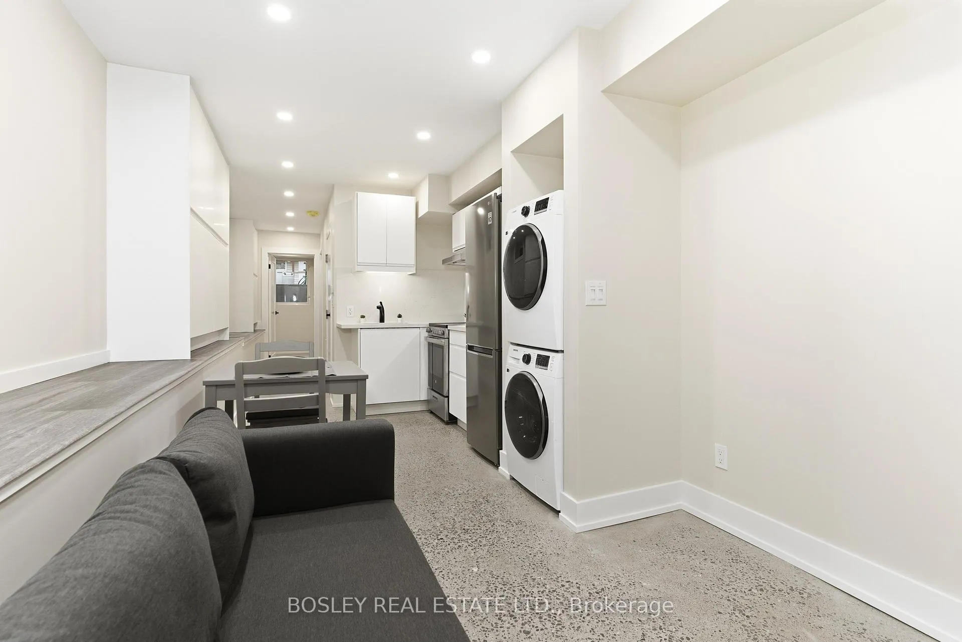Photo 6 of Unit Unit # 2, 686 Rhodes Avenue, Toronto, Greenwood-Coxwell — HOMEH