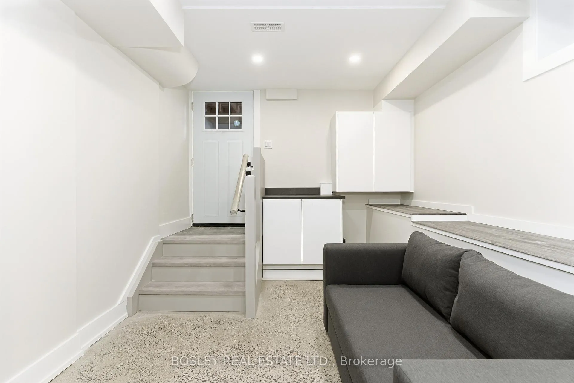 Photo 9 of Unit Unit # 2, 686 Rhodes Avenue, Toronto, Greenwood-Coxwell — HOMEH