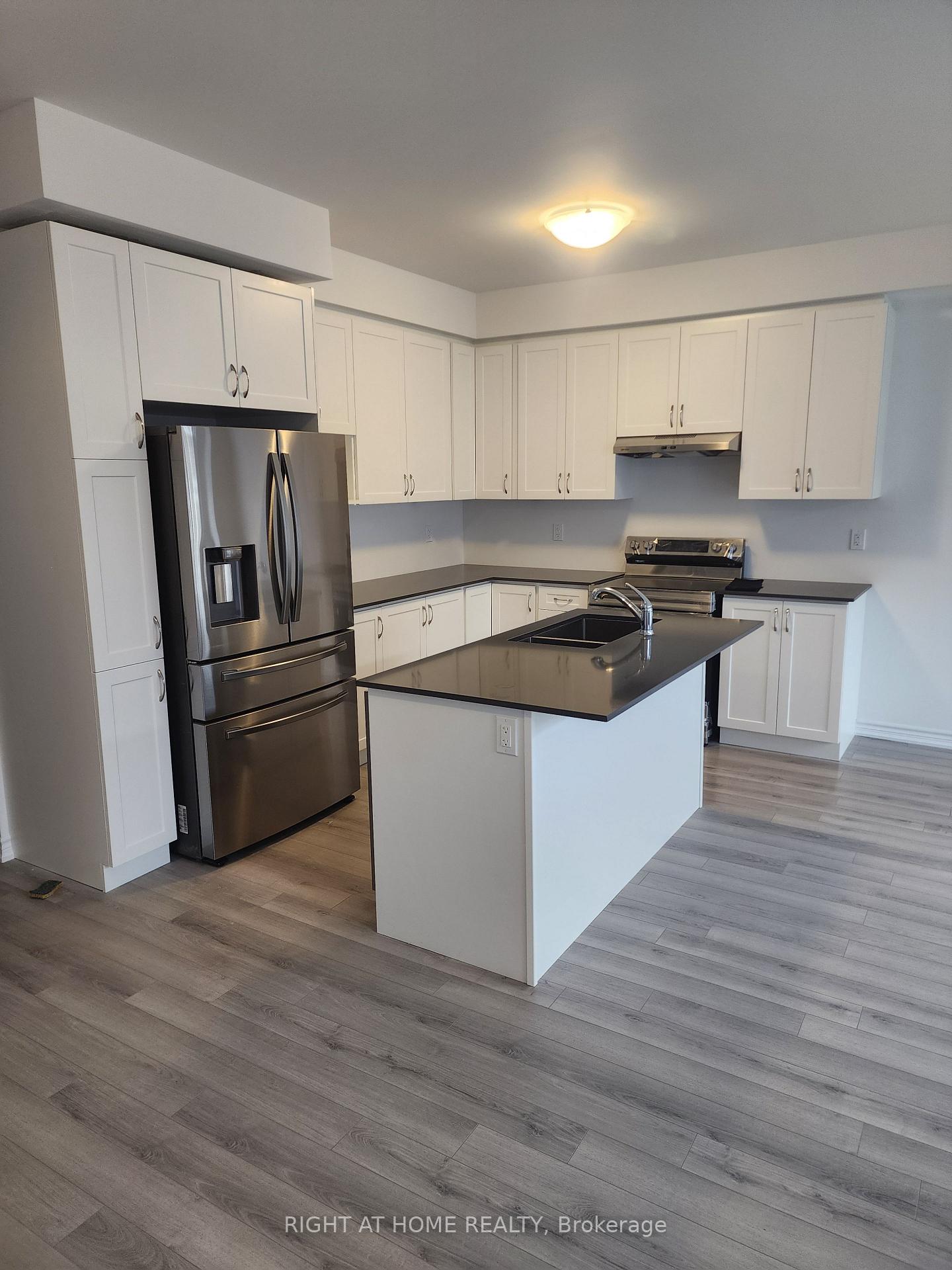 Photo 3 of 34 Brown Street, Erin — HOMEH