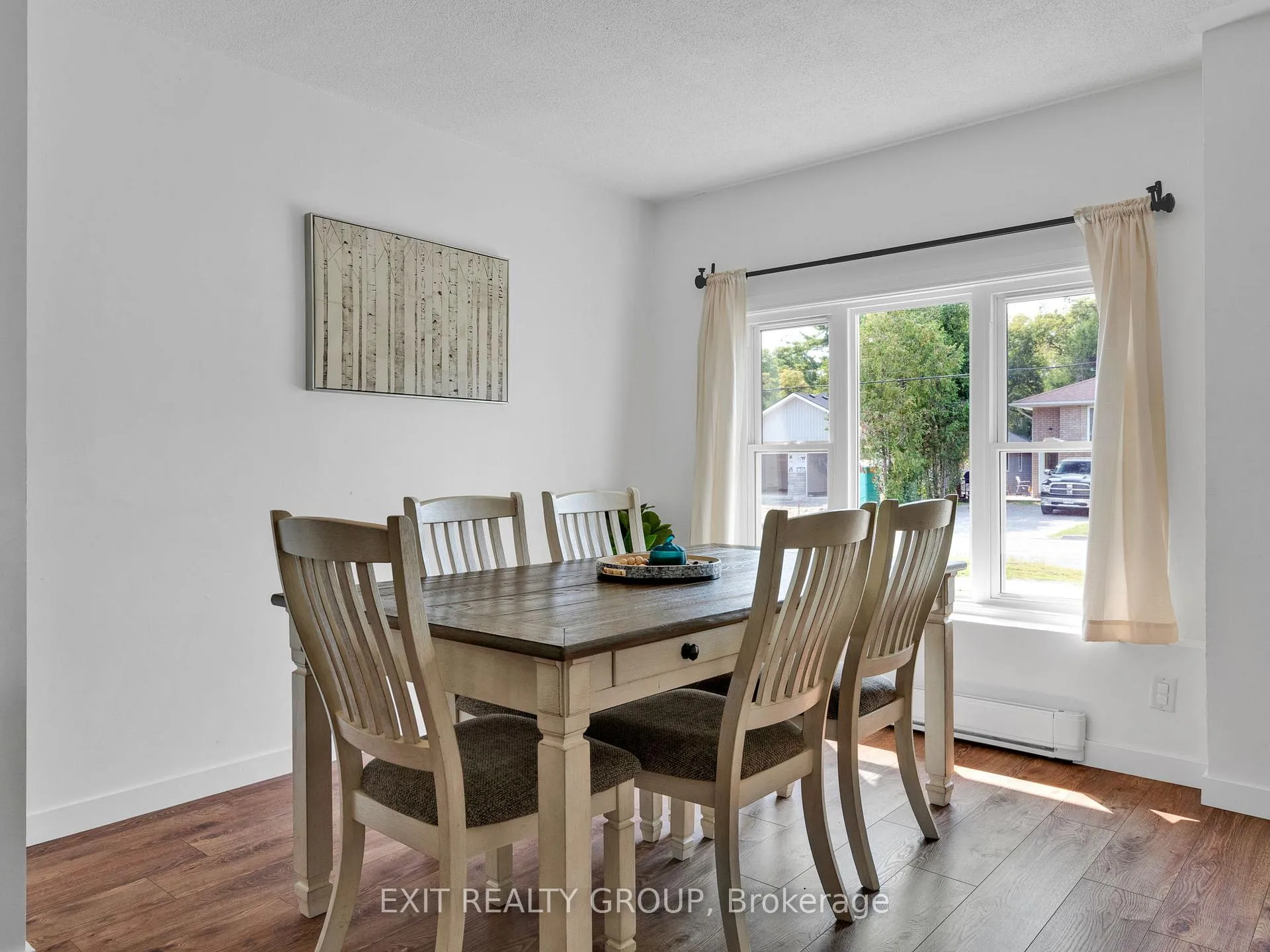 Photo 4 of Unit B, 109 Prince Edward Street, Brighton — HOMEH