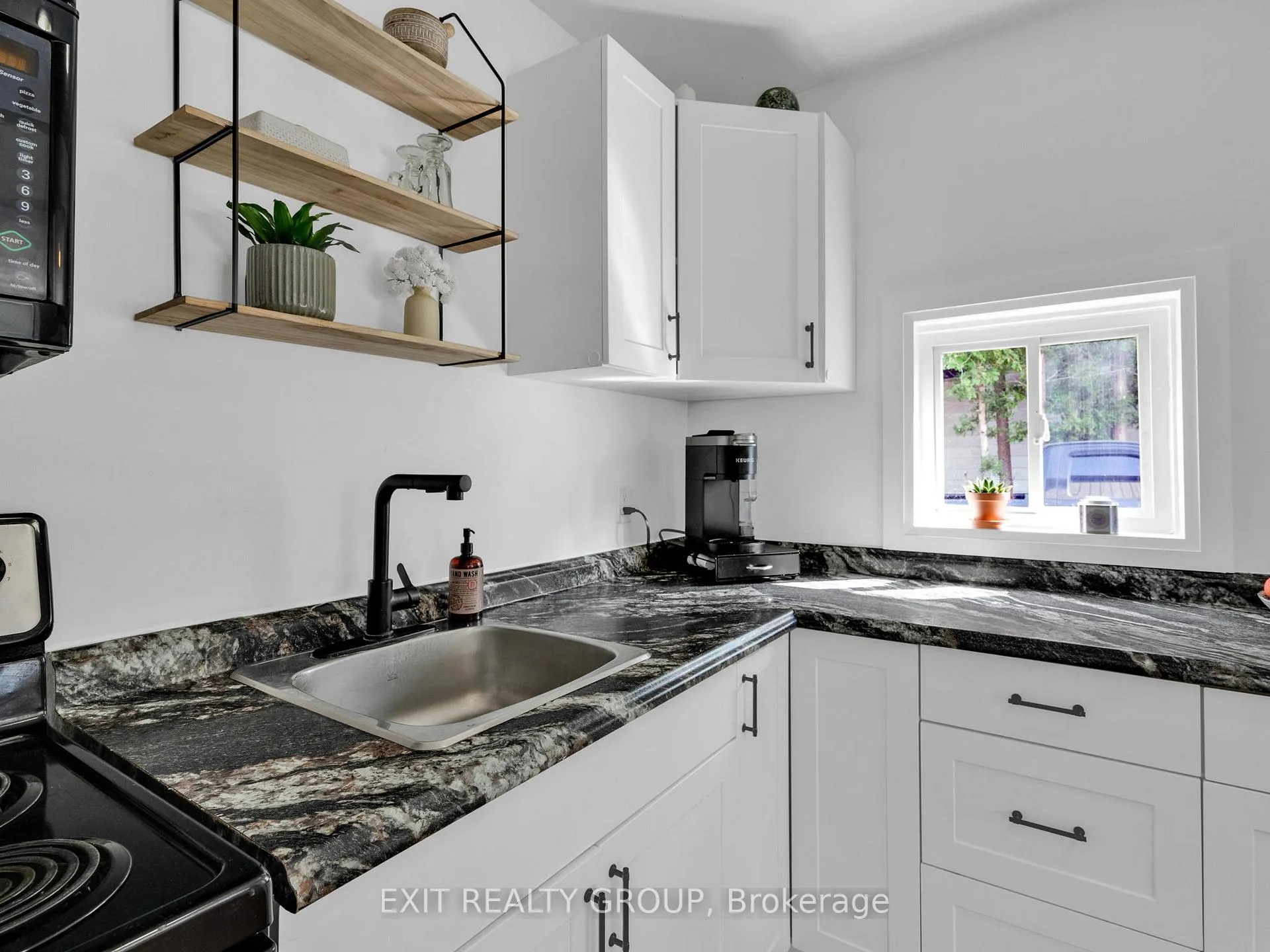 Photo 7 of Unit B, 109 Prince Edward Street, Brighton — HOMEH