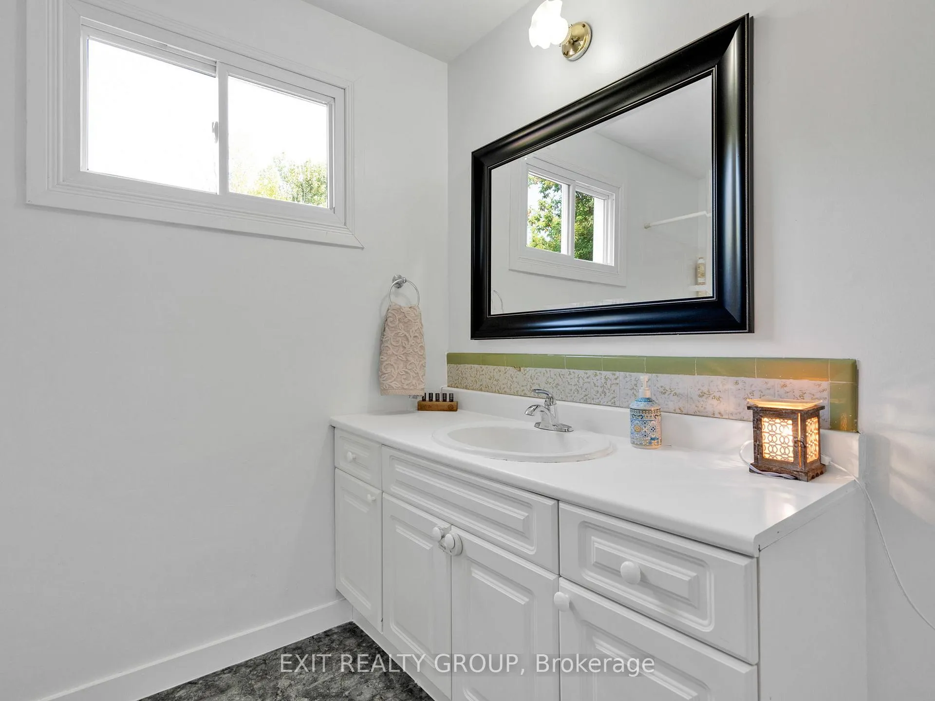 Photo 23 of Unit B, 109 Prince Edward Street, Brighton — HOMEH