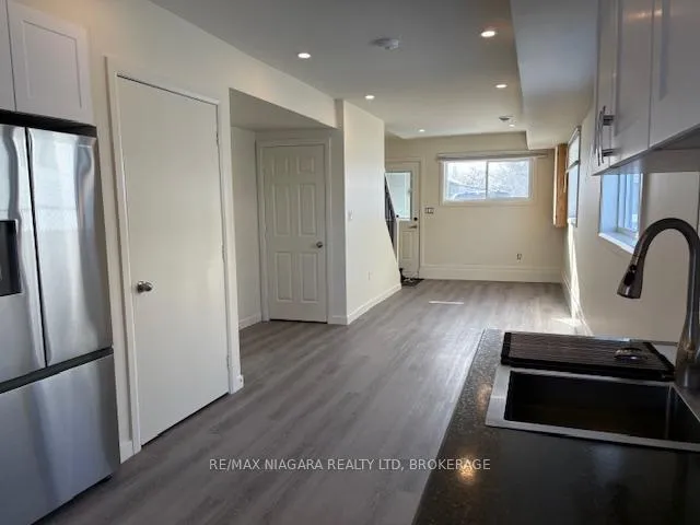 Photo 6 of Unit C, 1075 Ontario Road, Welland, Lincoln/Crowland — HOMEH