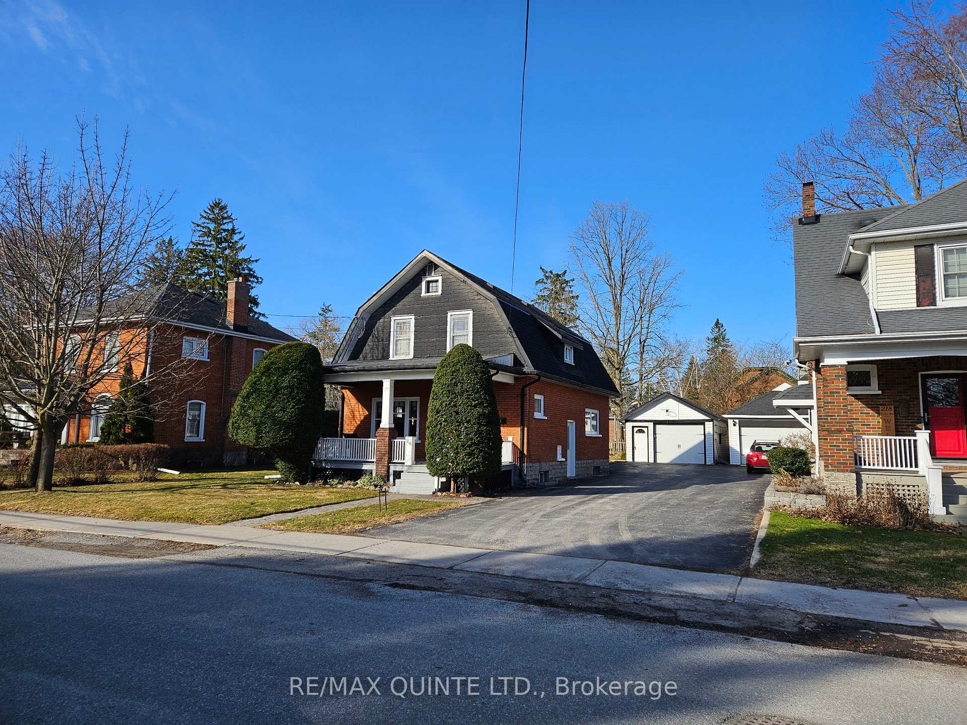 Photo 4 of 216 Foster Avenue, Belleville, Belleville Ward — HOMEH